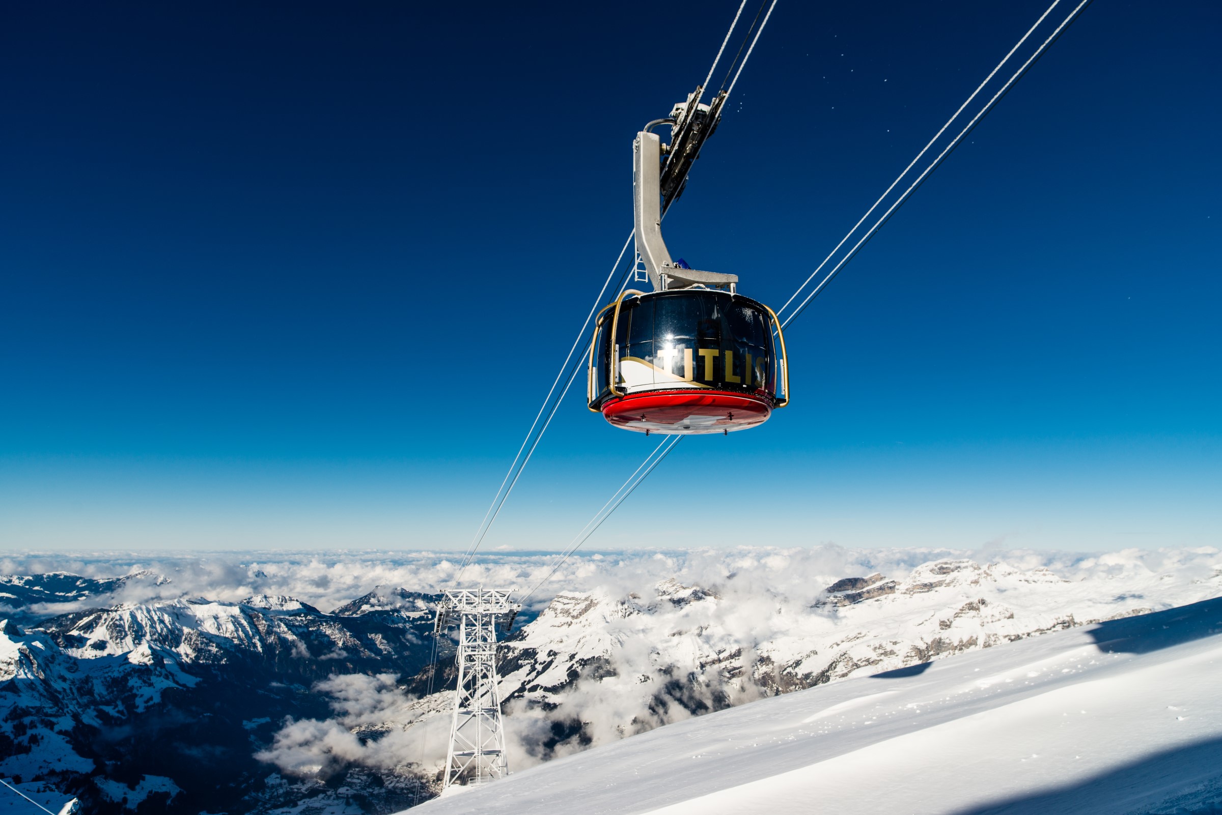 Swiss Alps Explorer: Lucerne & Mount Titlis Day Trip from Zurich
