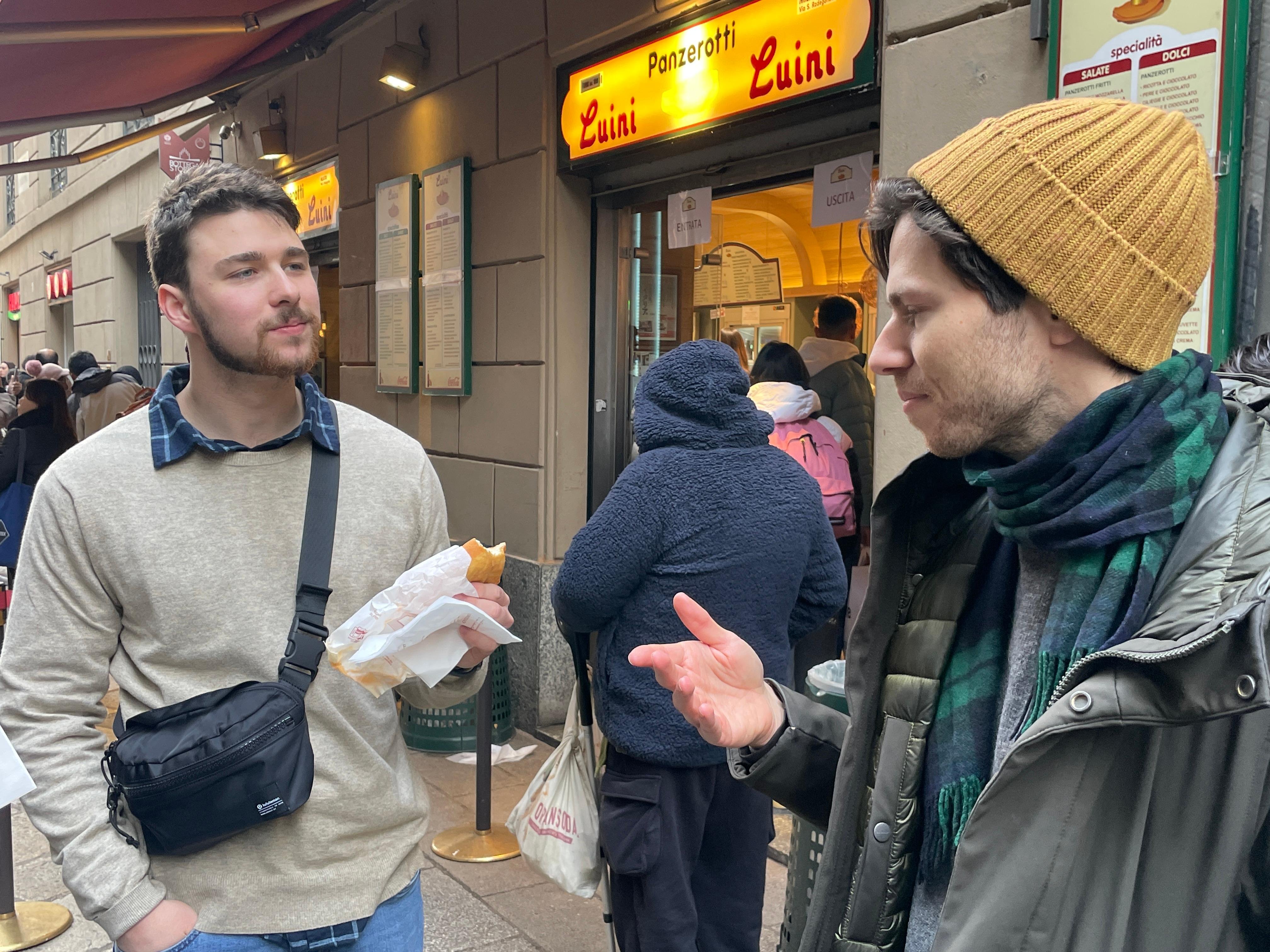 Milan History & Street Food Walk with Wine
