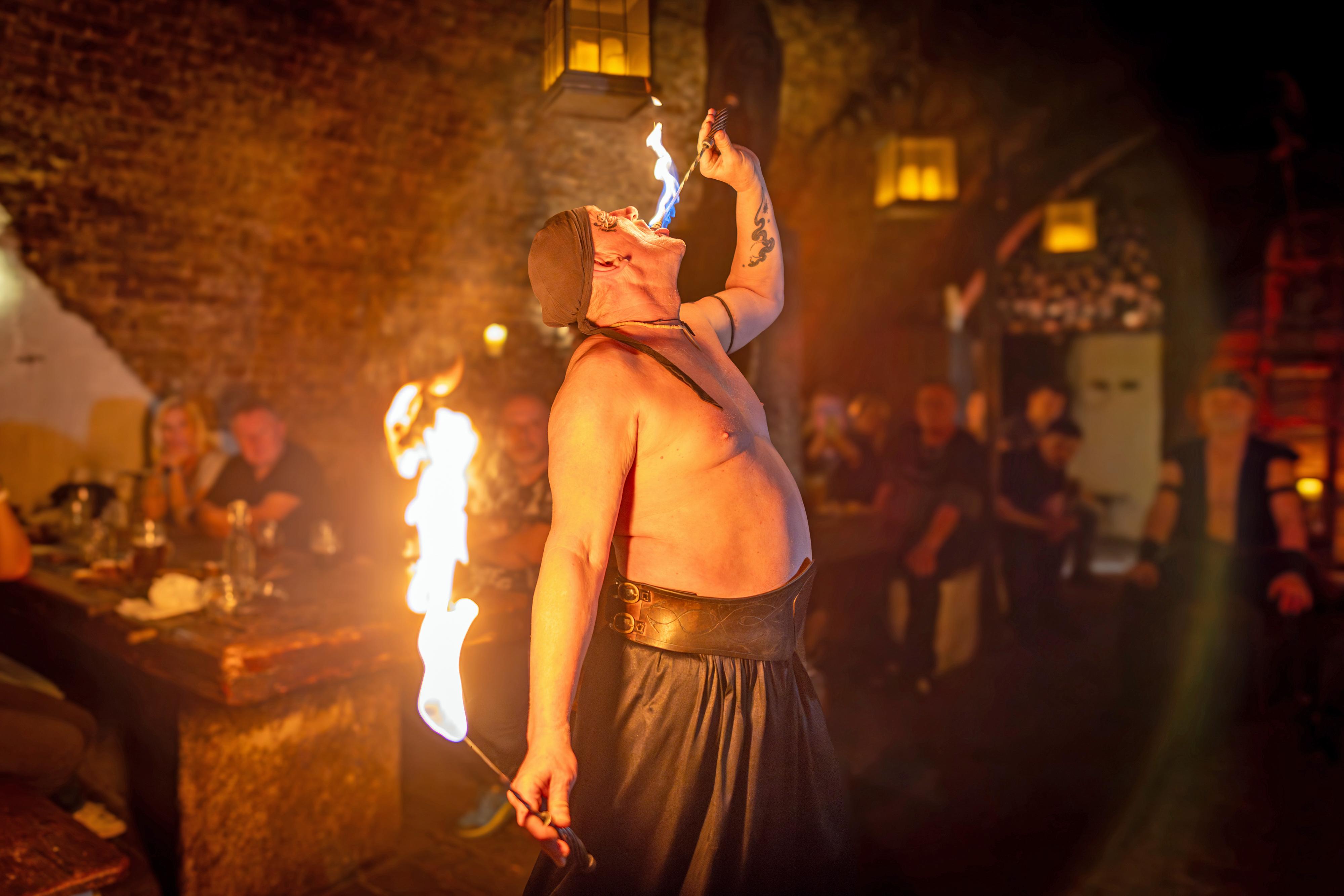 Medieval Castle, Brewery & Feast at Dětenice
