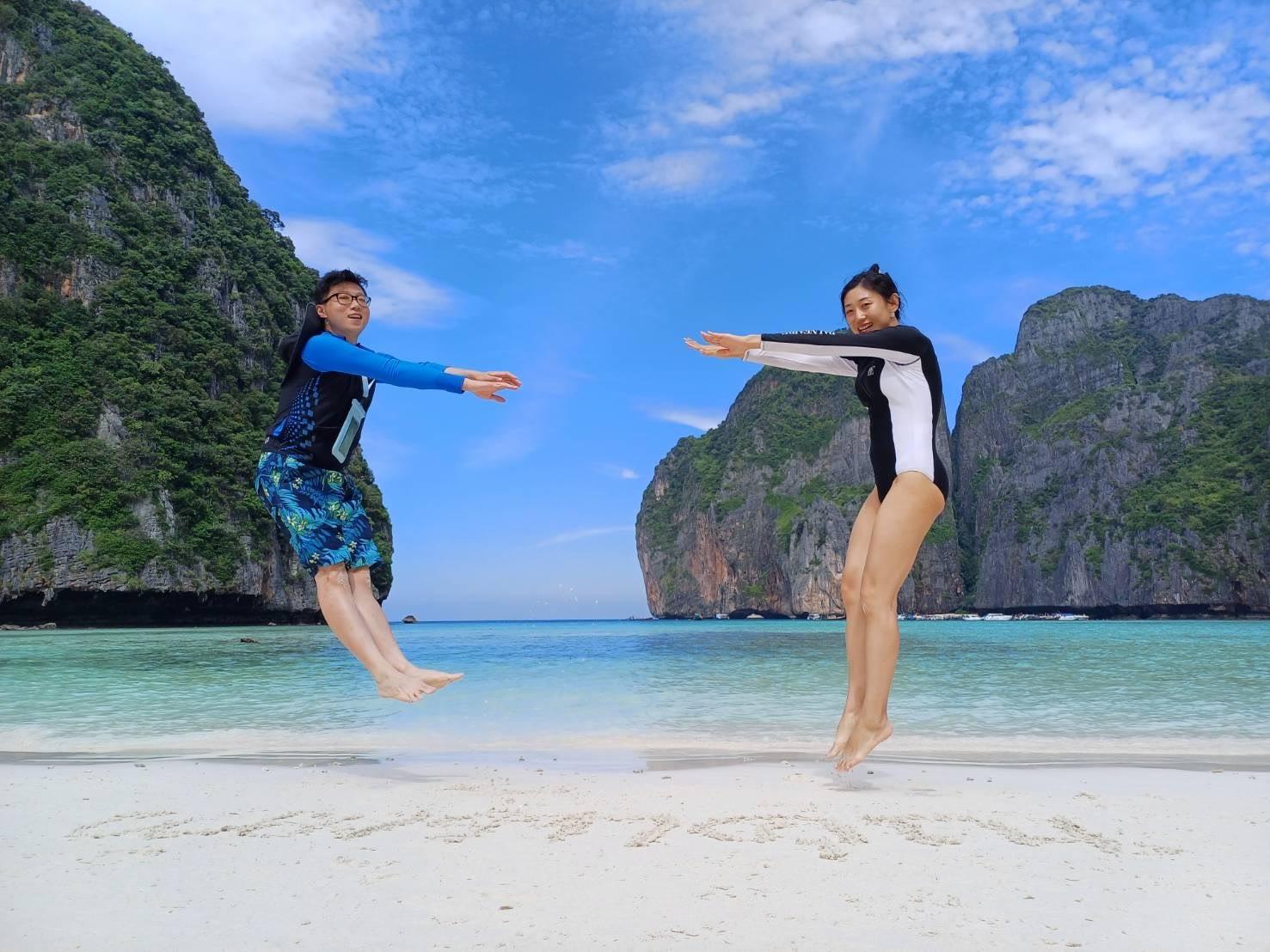 Phuket Phi Phi, Maya, and Khai Island Luxury Speedboat Tour