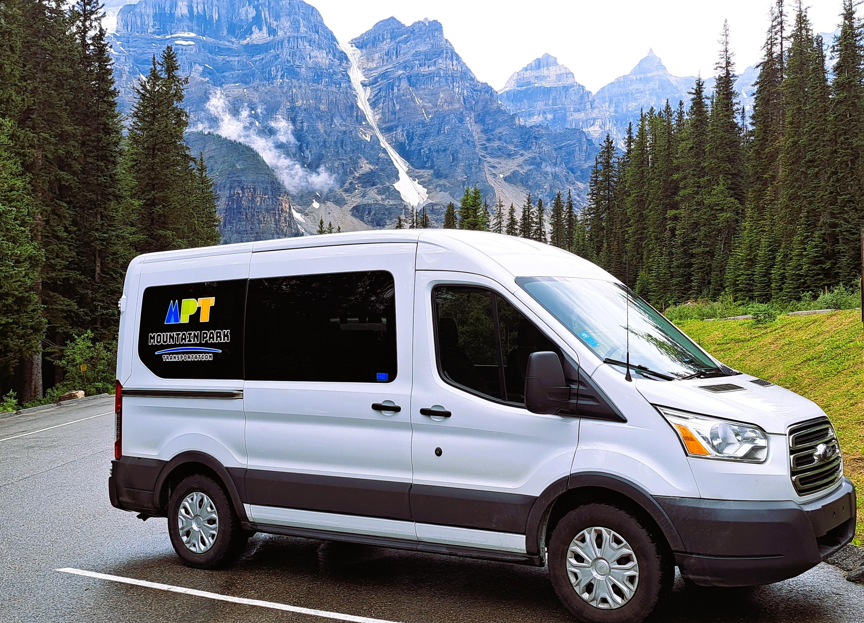 Calgary Airport ↔ Banff, Lake Louise & Canmore Shared Transfer