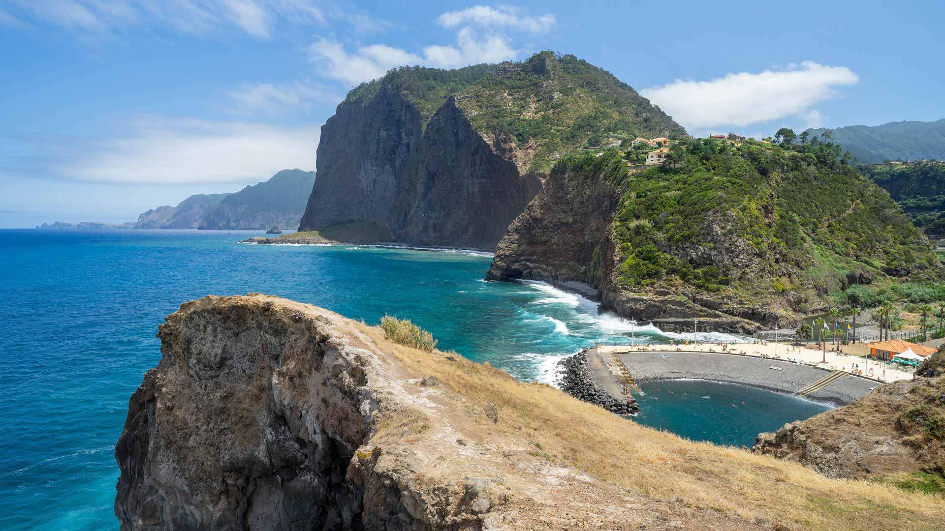 Madeira from Funchal: East Tour — Pico do Arieiro, Santana & Laurissilva