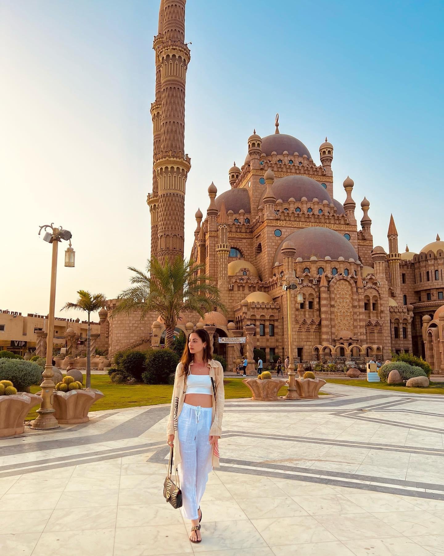 Sharm El Sheikh City Highlights: Mosque, Souk & Farsha Café