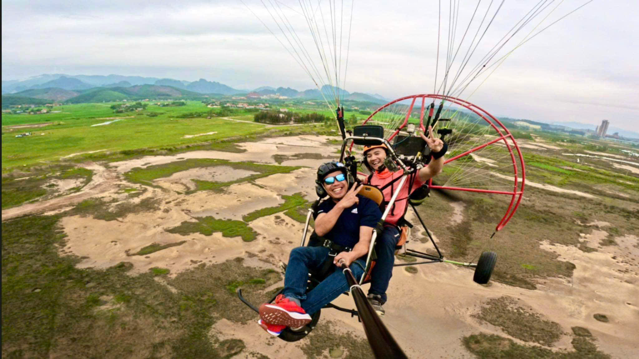 Halong Sky Tour: Tandem Paramotor Trike Flight
