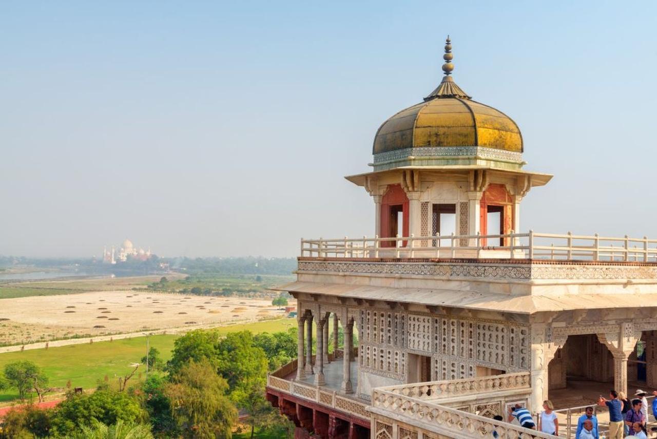 Agra Private Skip-the-Line Tour: Taj Mahal & Agra Fort