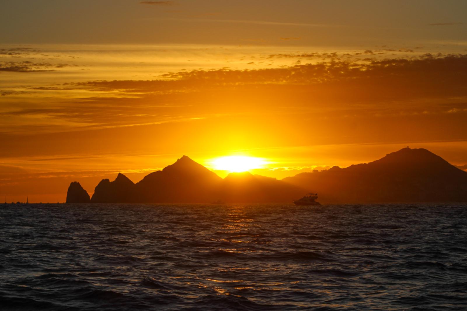 Cabo San Lucas Sunset Cruise