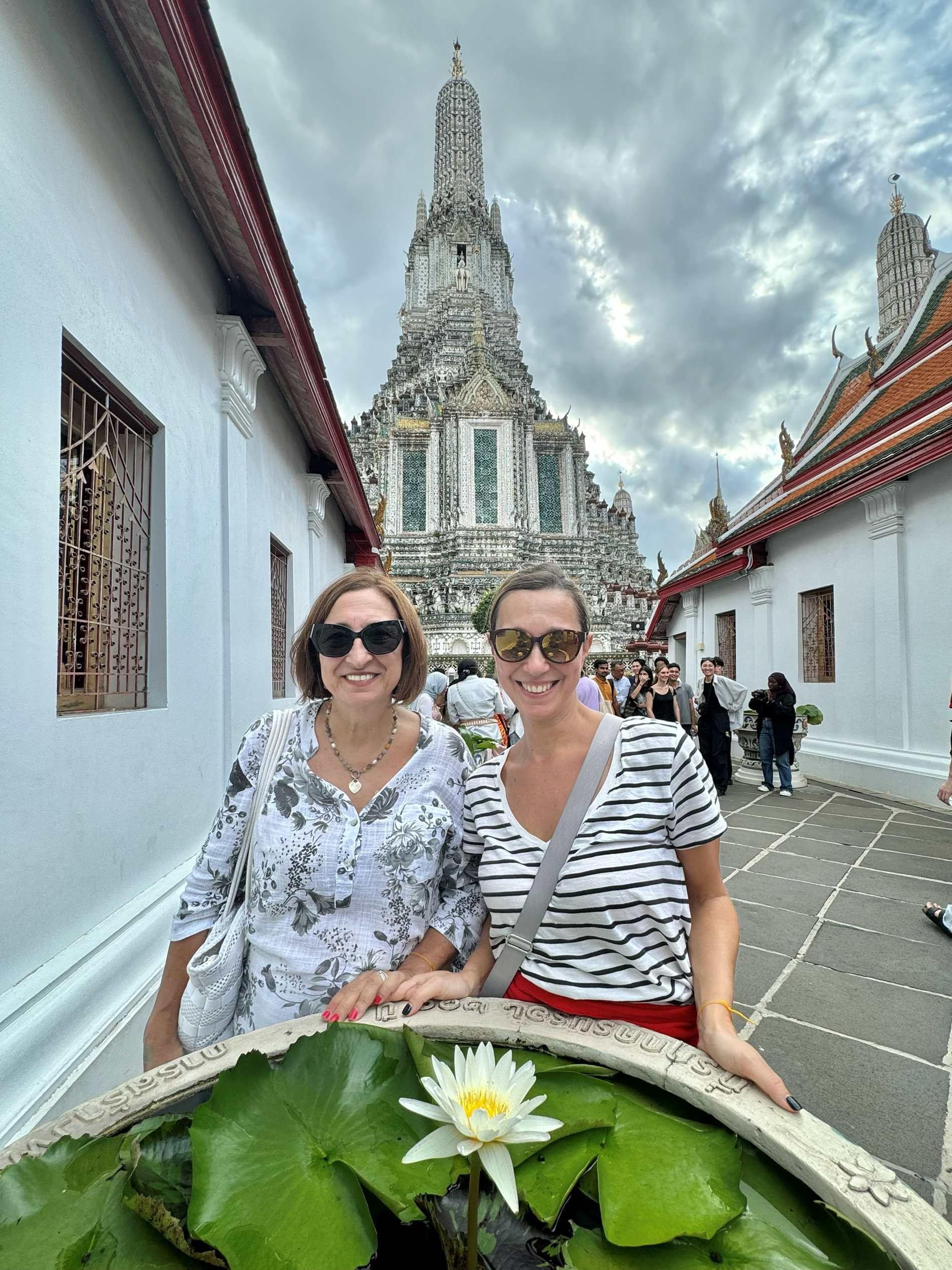 Bangkok Teak Boat Canal Cruise & Wat Arun Exploration