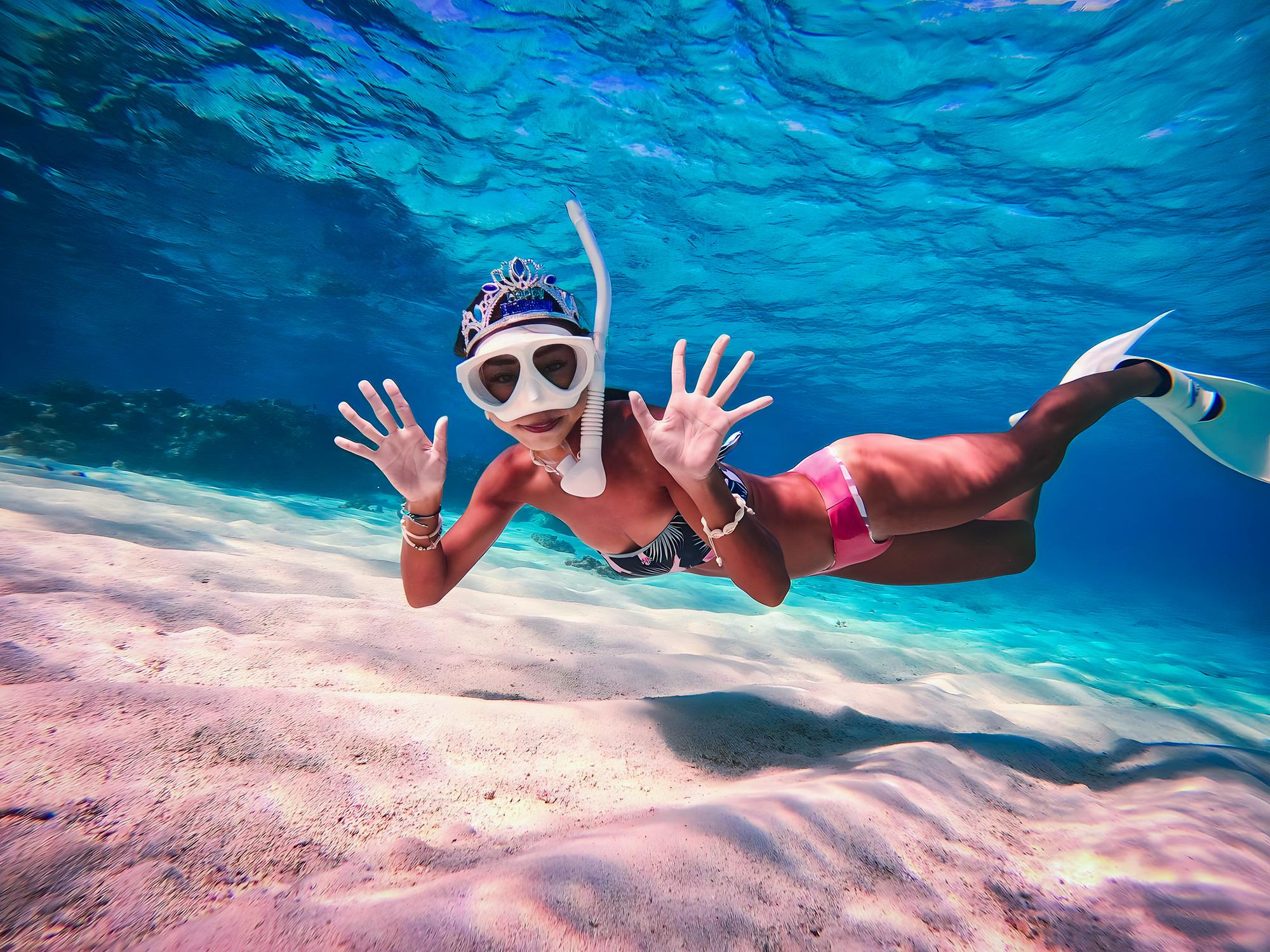 Amalfi Coast Boat Tour: Sea Caves, Snorkeling & Drinks