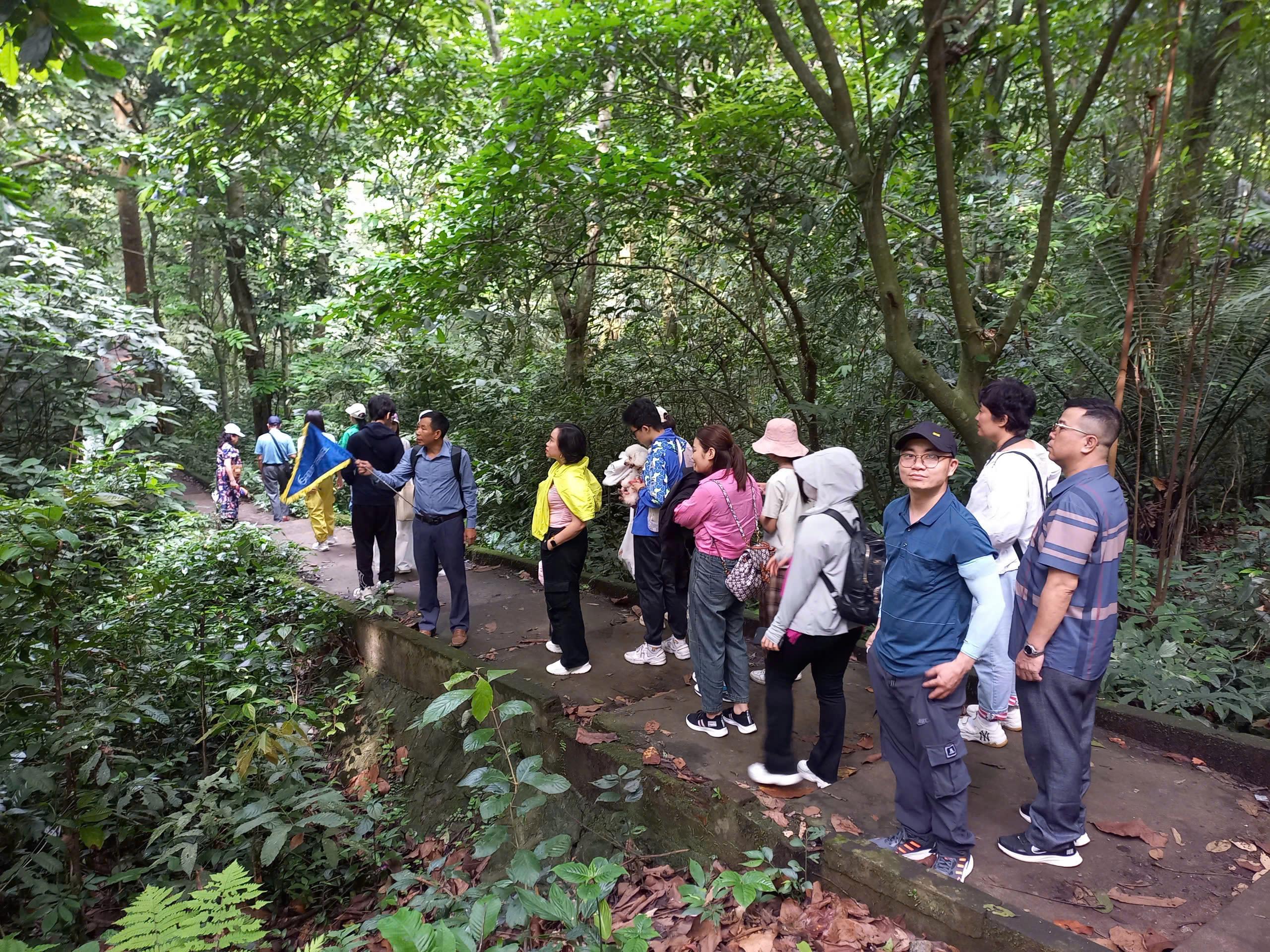 Cuc Phuong National Park: Wildlife, Cave & Jungle Trek Day Tour