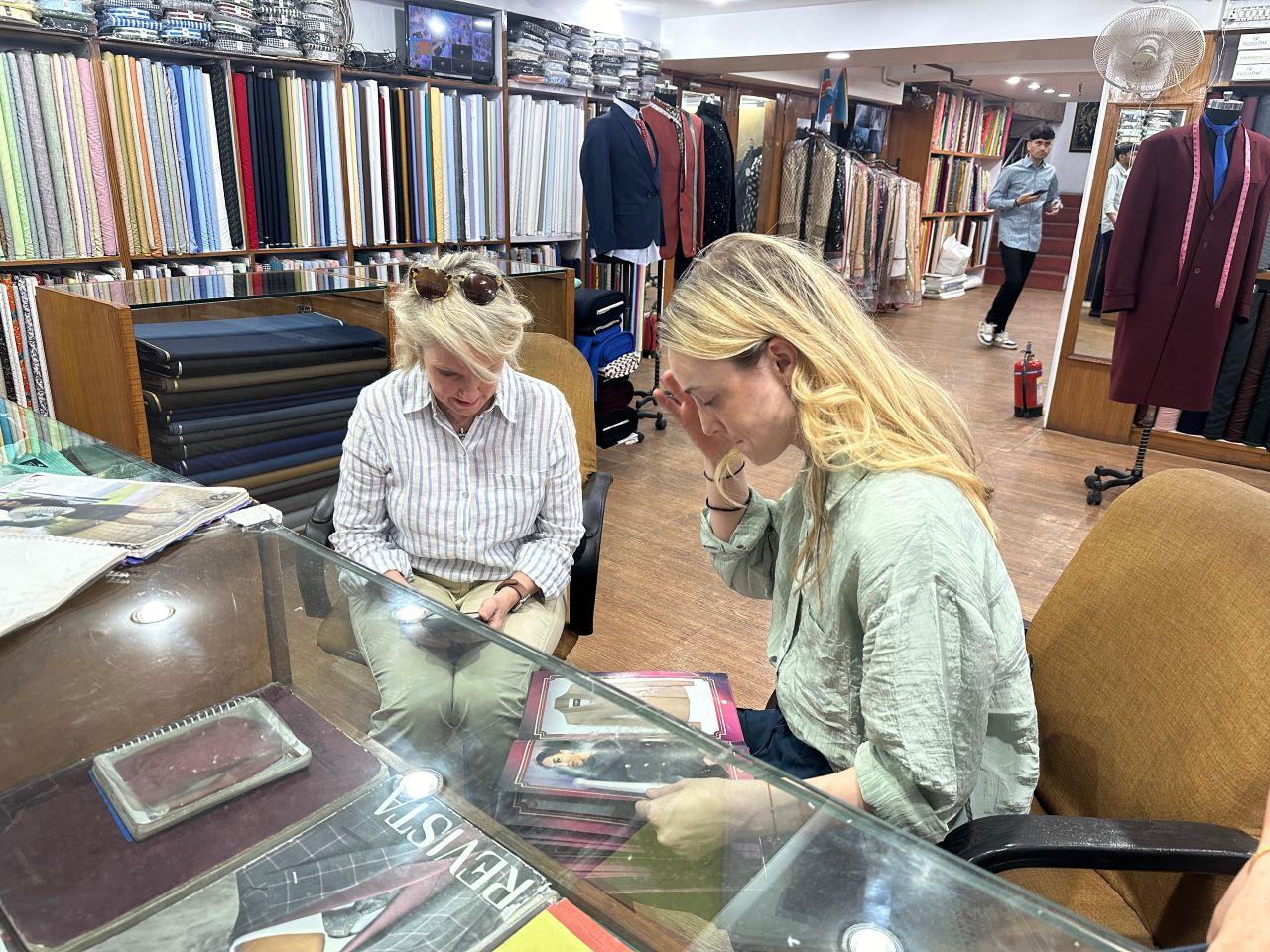 Delhi Insider’s Shopping & Heritage Day Tour