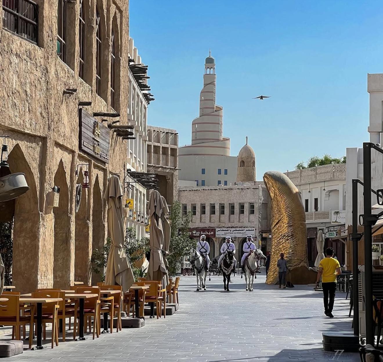 Doha: Guided City Highlights Tour with Transfers