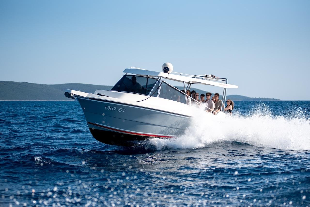 Split: Blue Lagoon & 3 Islands Speedboat Expedition
