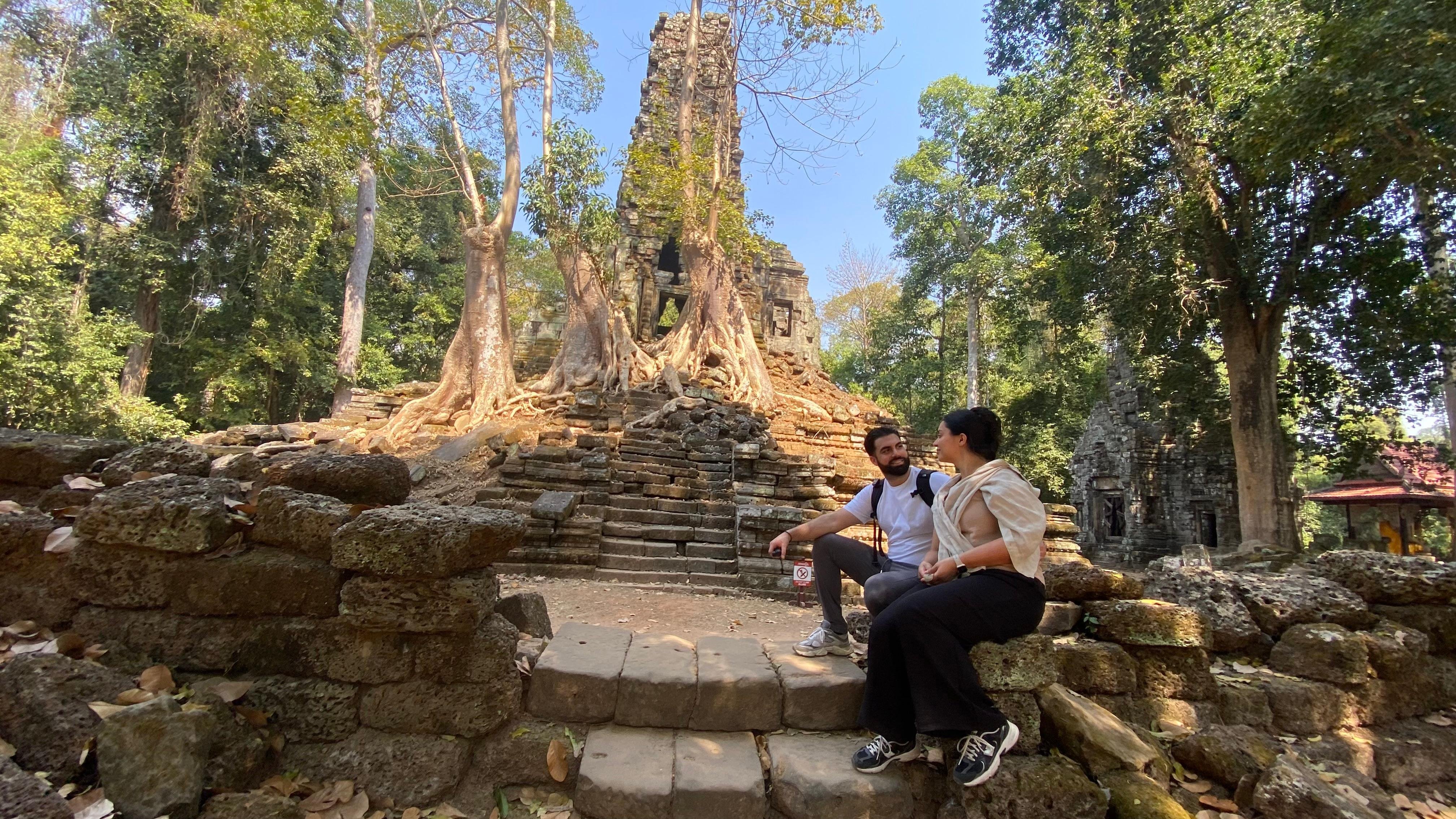 Siem Reap: Bespoke Angkor Wat Sunrise or Sunset Private Tour