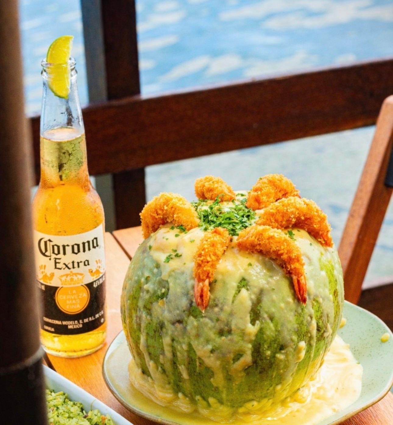 Barra da Tijuca BBQ & Speedboat Canal Tour