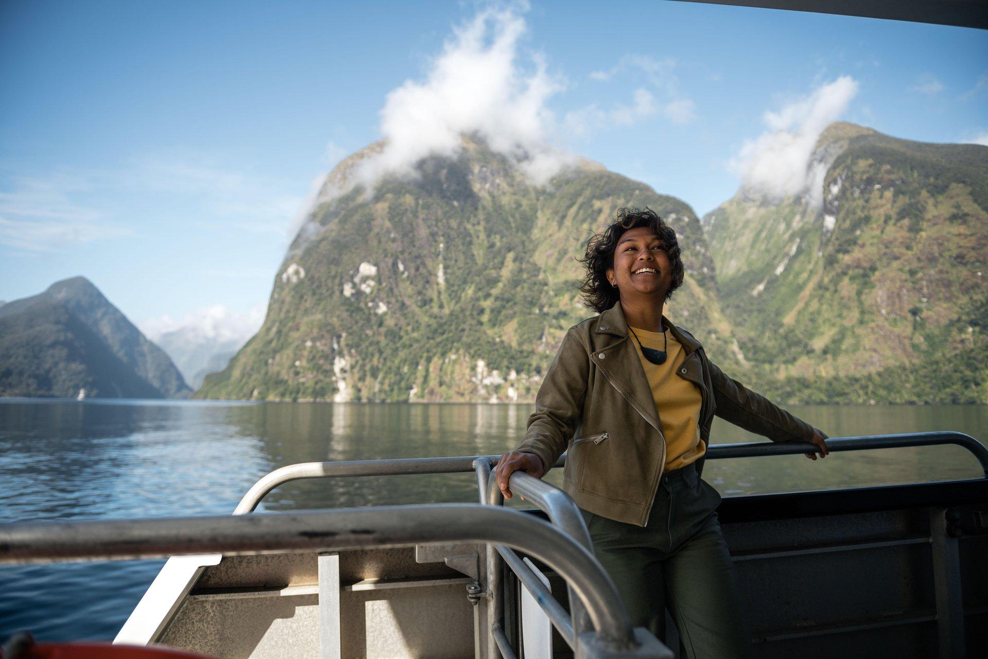 Doubtful Sound cruise and Fiordland wilderness scenery — image 4