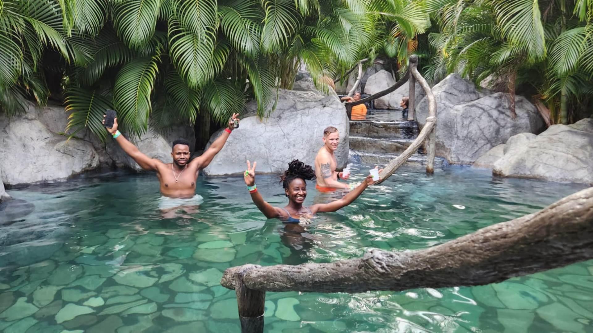 La Fortuna Full-Day Nature Tour: Hanging Bridges, Volcano & Waterfall