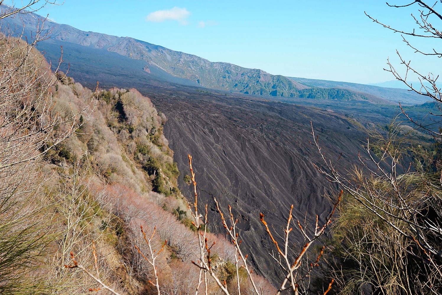Mount Etna: Etna 4x4 Jeep Tour Half-Day Morning