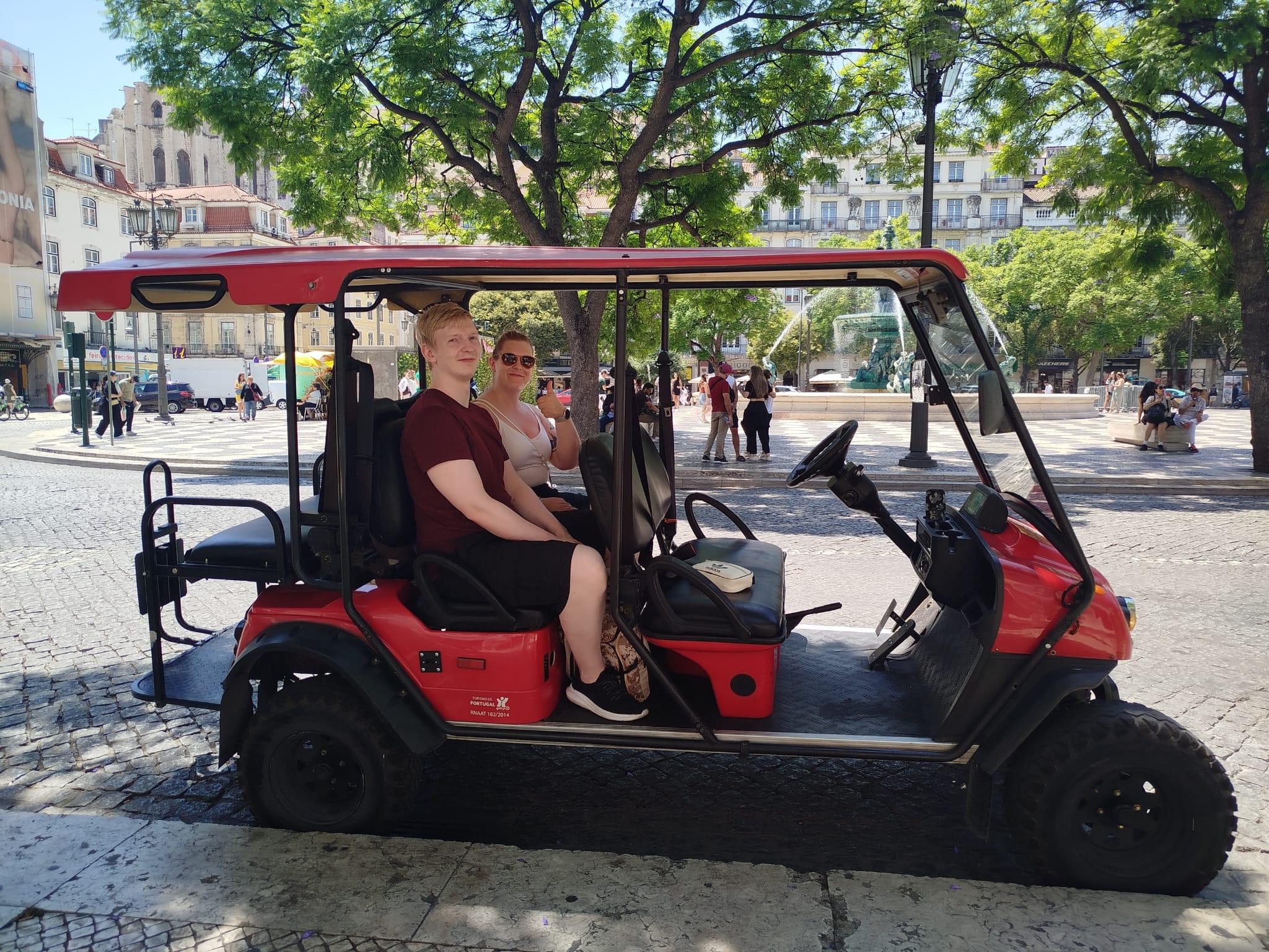 Lisbon Private Tuk-Tuk Tour with Hotel Pickup
