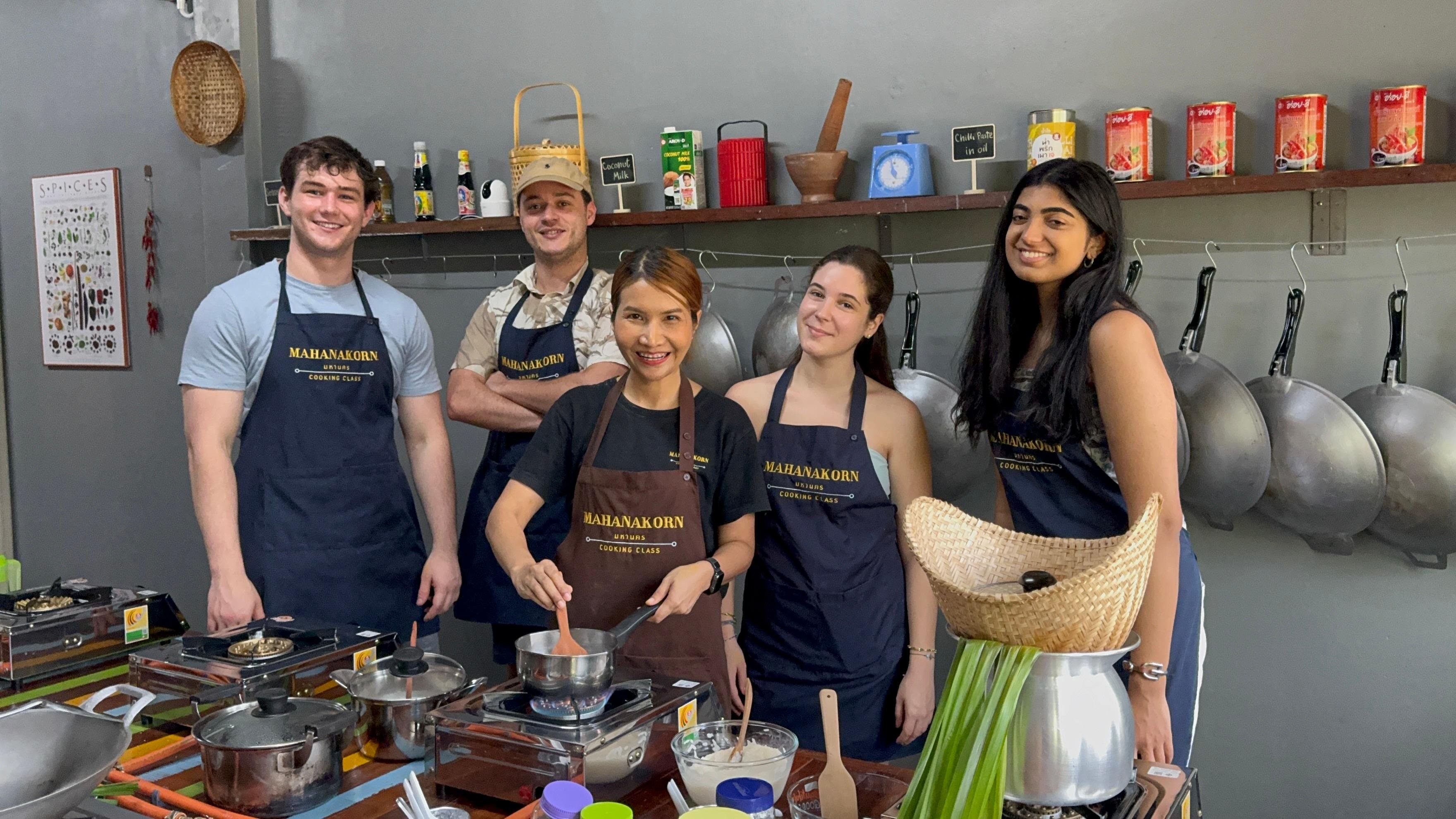 Small-Group Thai Cooking Class in Local Bangkok