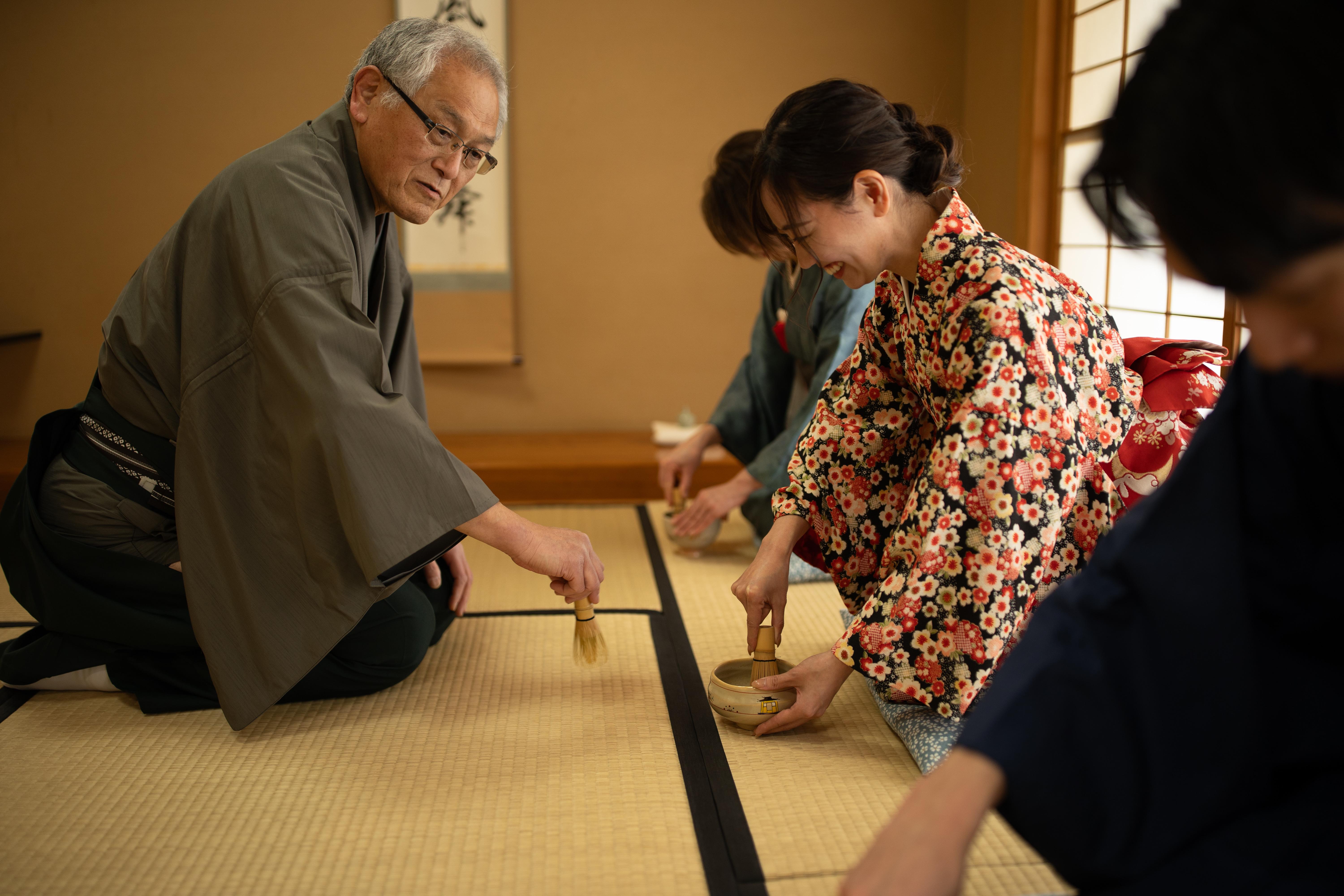 Sheraton Miyako Hotel Osaka: Tea Ceremony with Kimono Rental