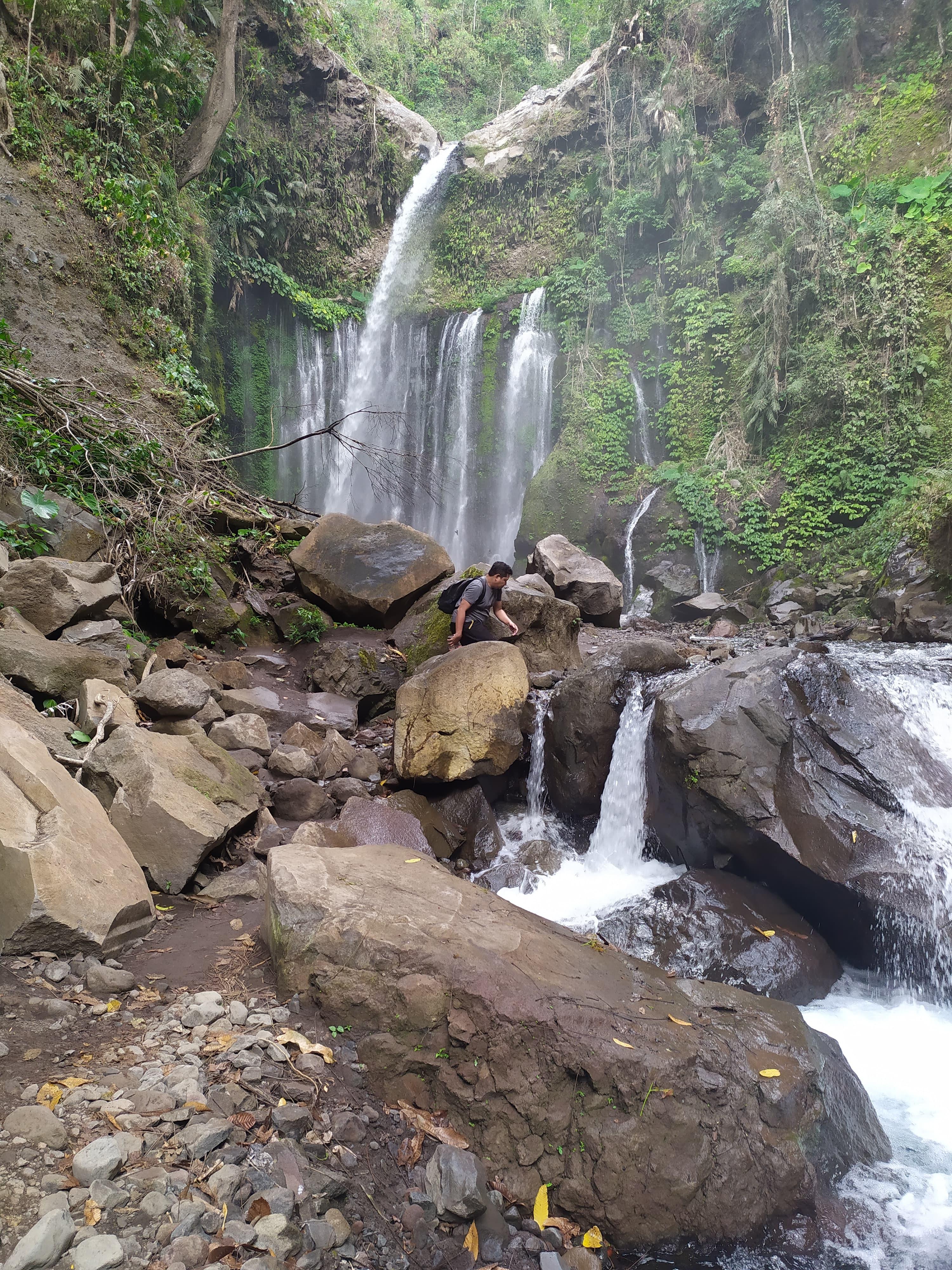Sendang Gila & Tiu Kelep Waterfalls Trek