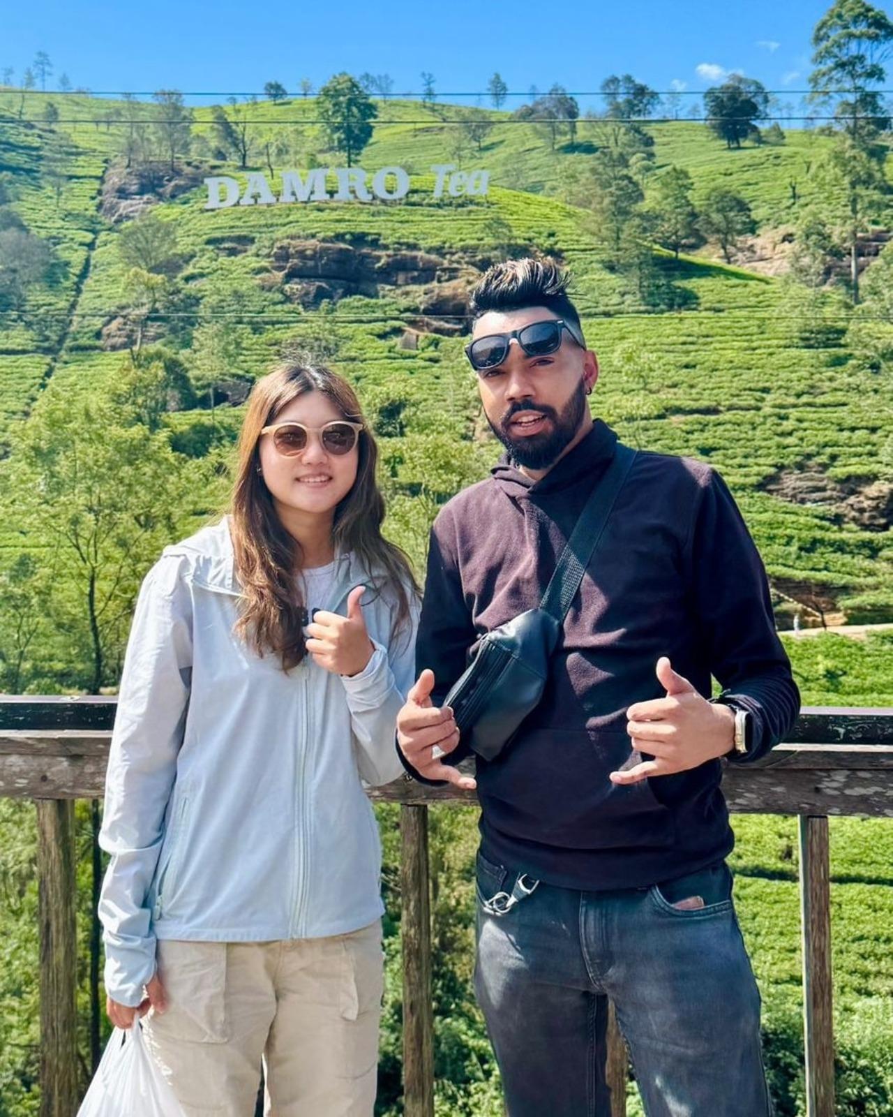 Kandy to Ella Private Scenic Transfer with Train Experience
