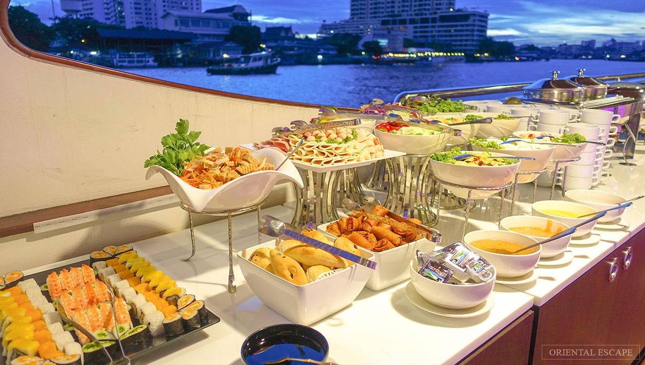 Wonderful Pearl Luxury Dinner Cruise on the Chao Phraya
