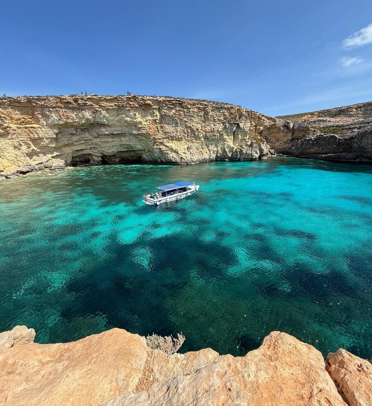 Comino & Gozo Small-Group Boat Cruise with Blue Lagoon Swim