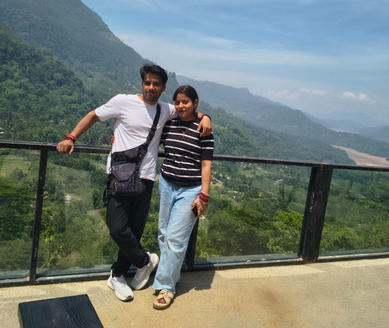 Kandy to Ella Private Scenic Transfer with Train Experience
