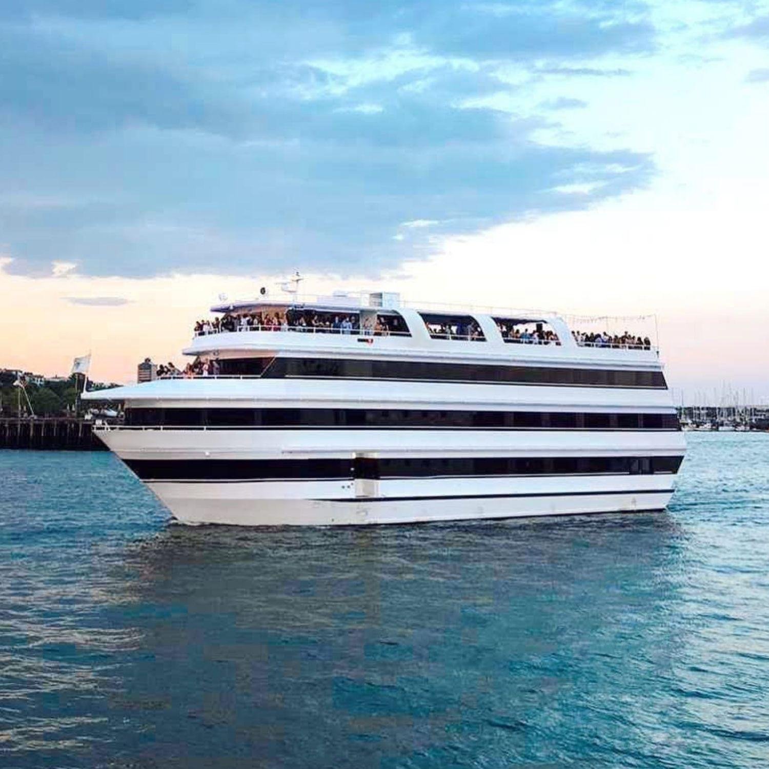 Starlite Infinity Dining Yacht Cruise