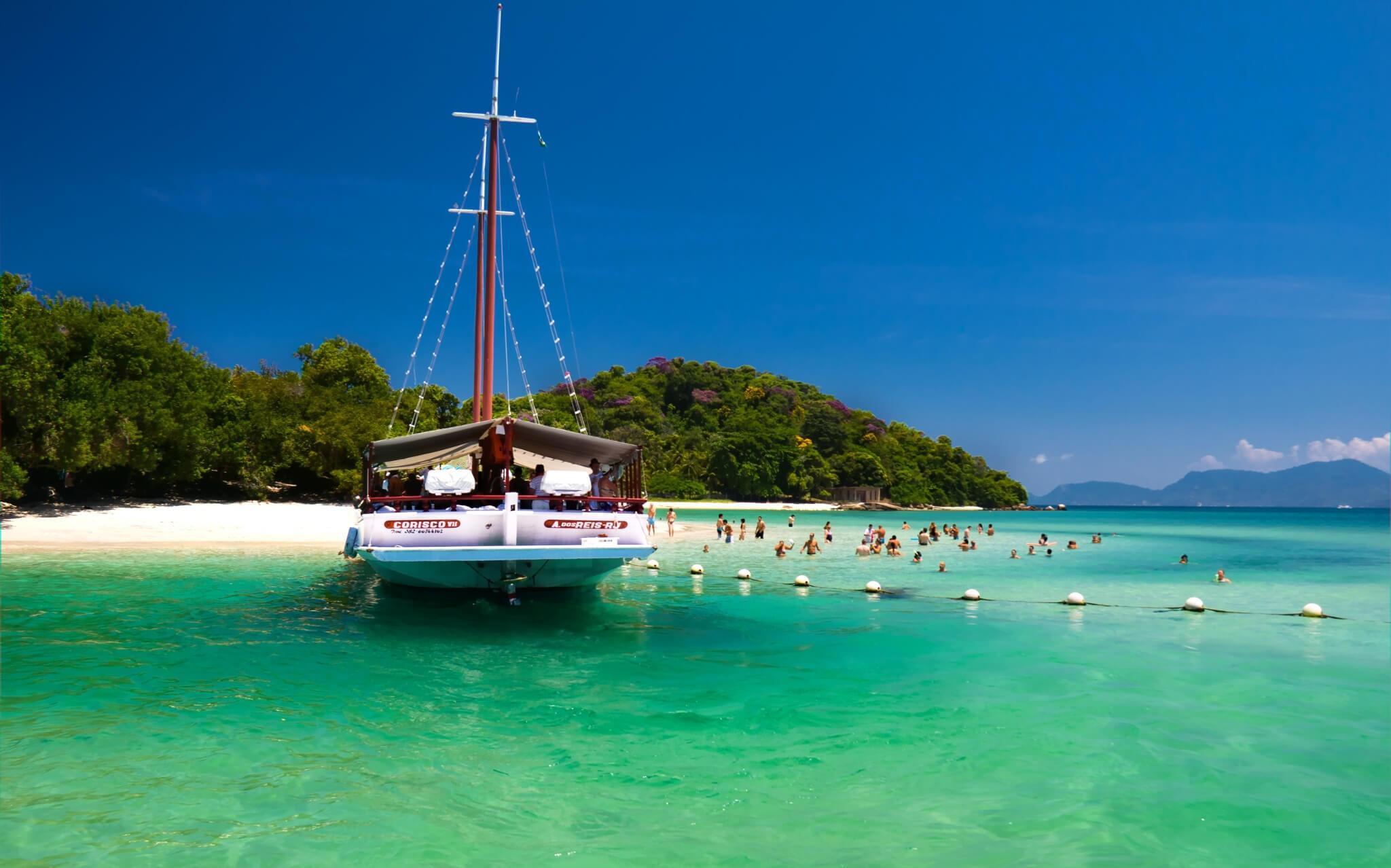 Angra dos Reis & Ilha Grande Boat Tour from Rio