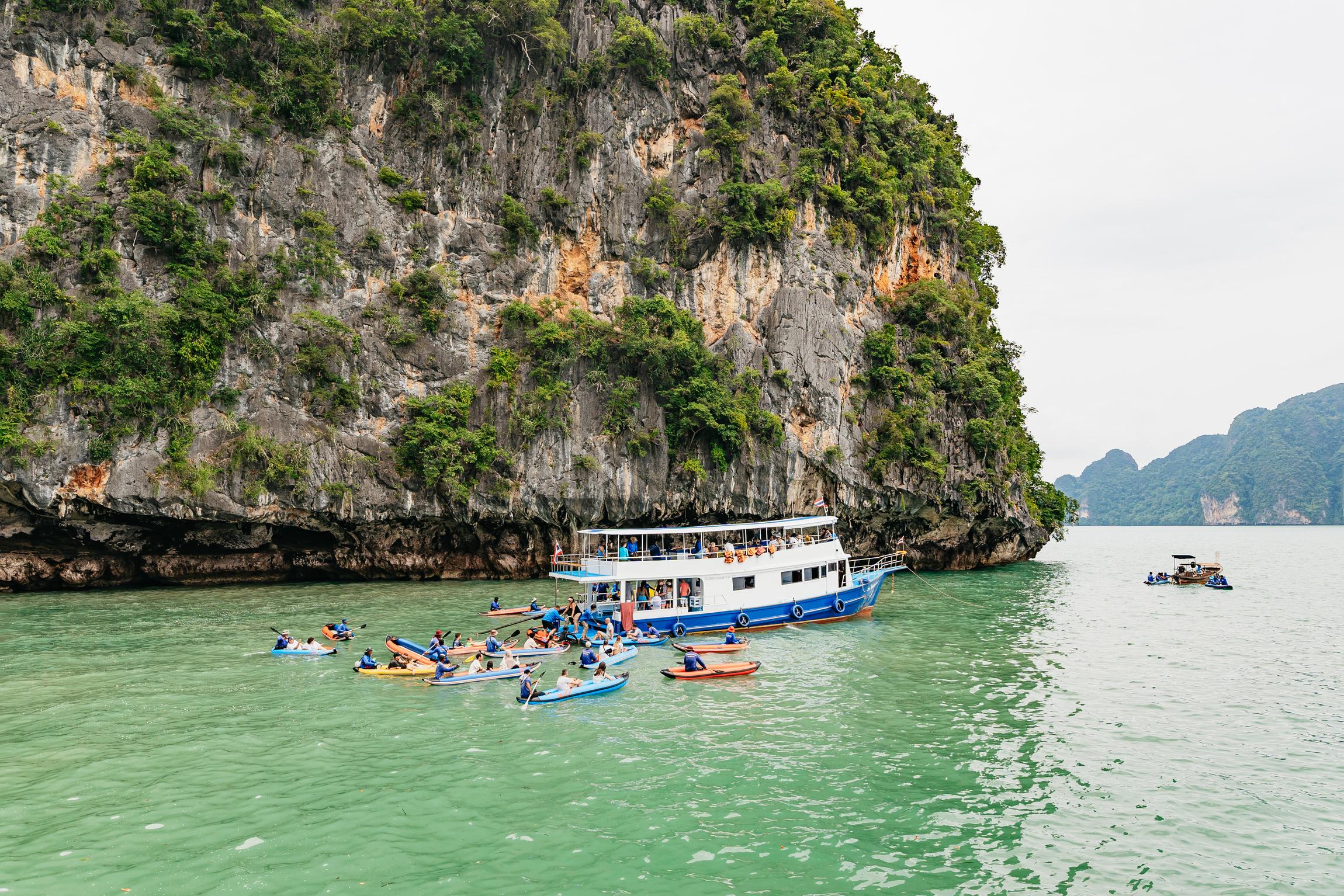 Phuket: Twilight Sea Canoe & Bioluminescent Plankton Tour