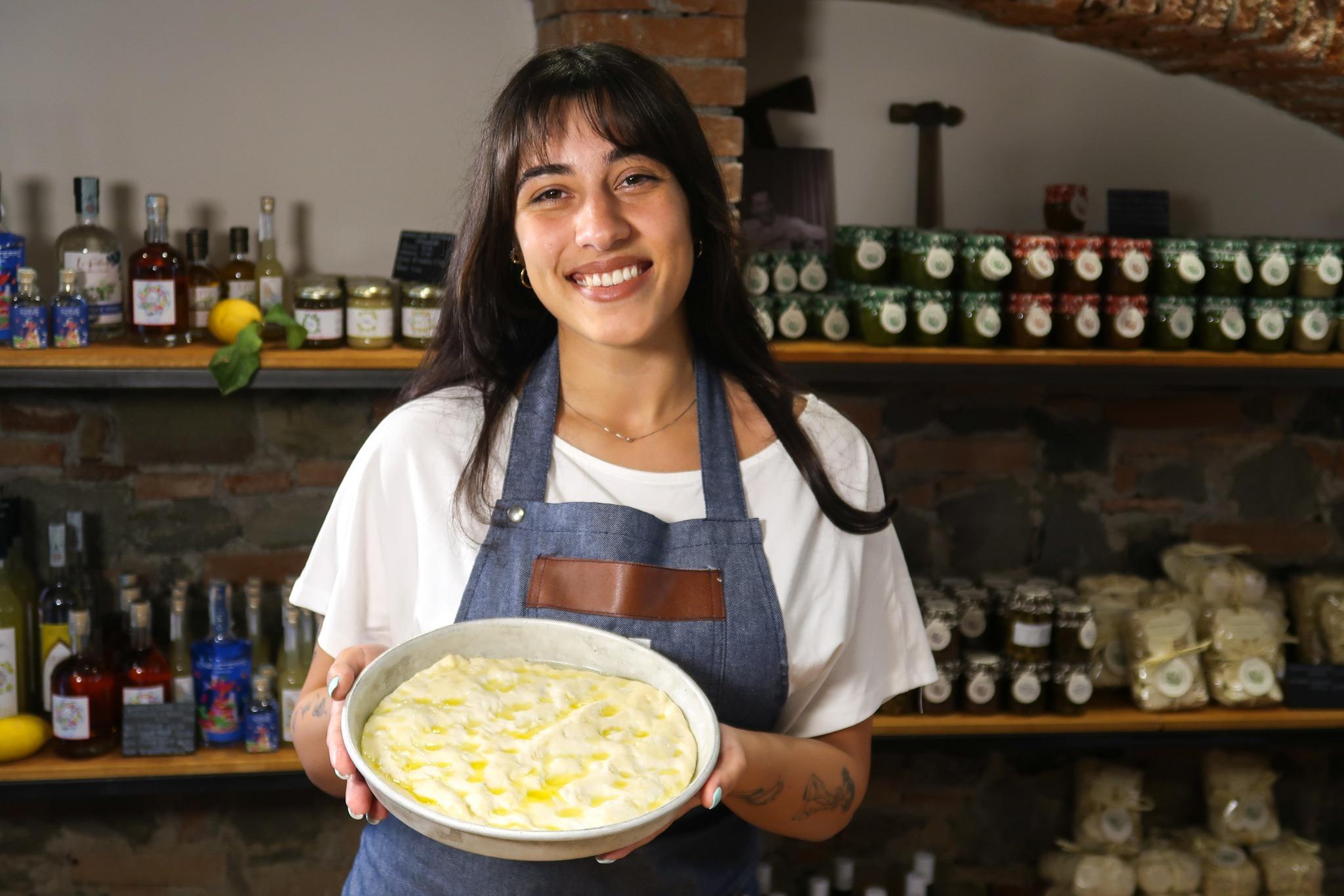 Ligurian Focaccia & Pesto Cooking Class in Cinque Terre