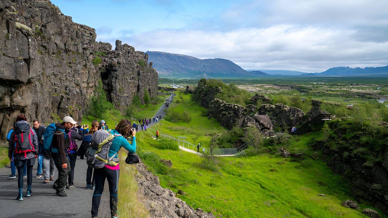Private Golden Circle, Friðheimar & Blue Lagoon Tour