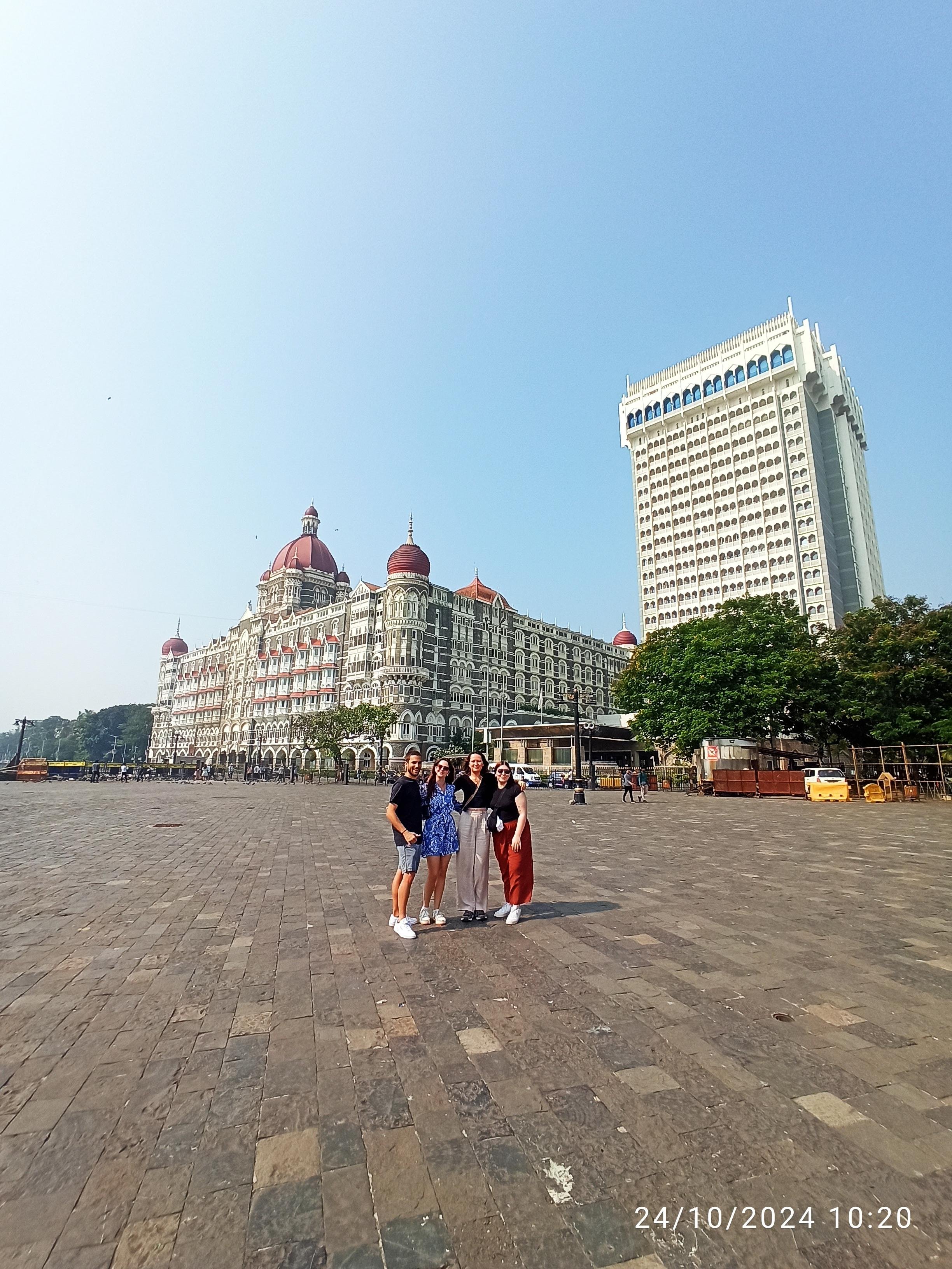 Mumbai Private Highlights: Full-Day Custom Sightseeing
