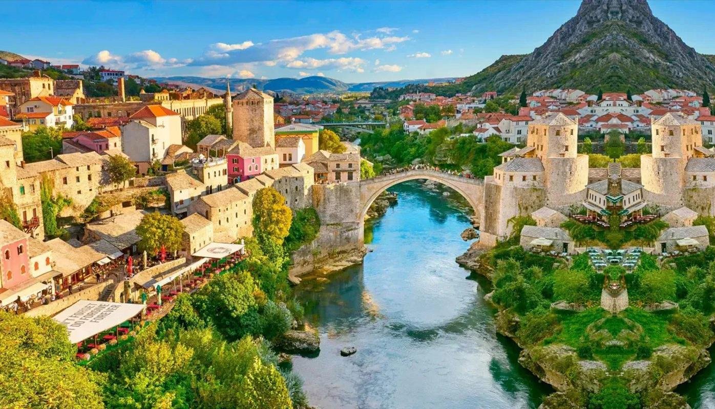 From Dubrovnik: Bosnia & Herzegovina Day Tour with Mostar & Kravice Waterfalls