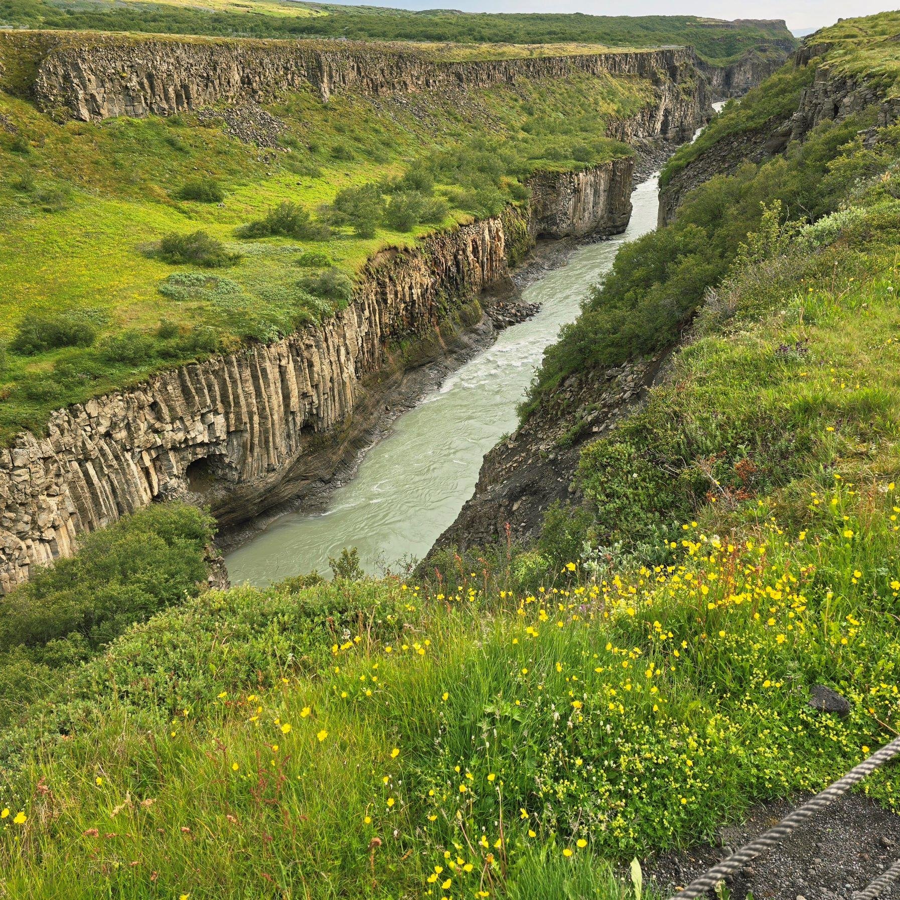 Private Golden Circle Express: Thingvellir, Geysir & Gullfoss