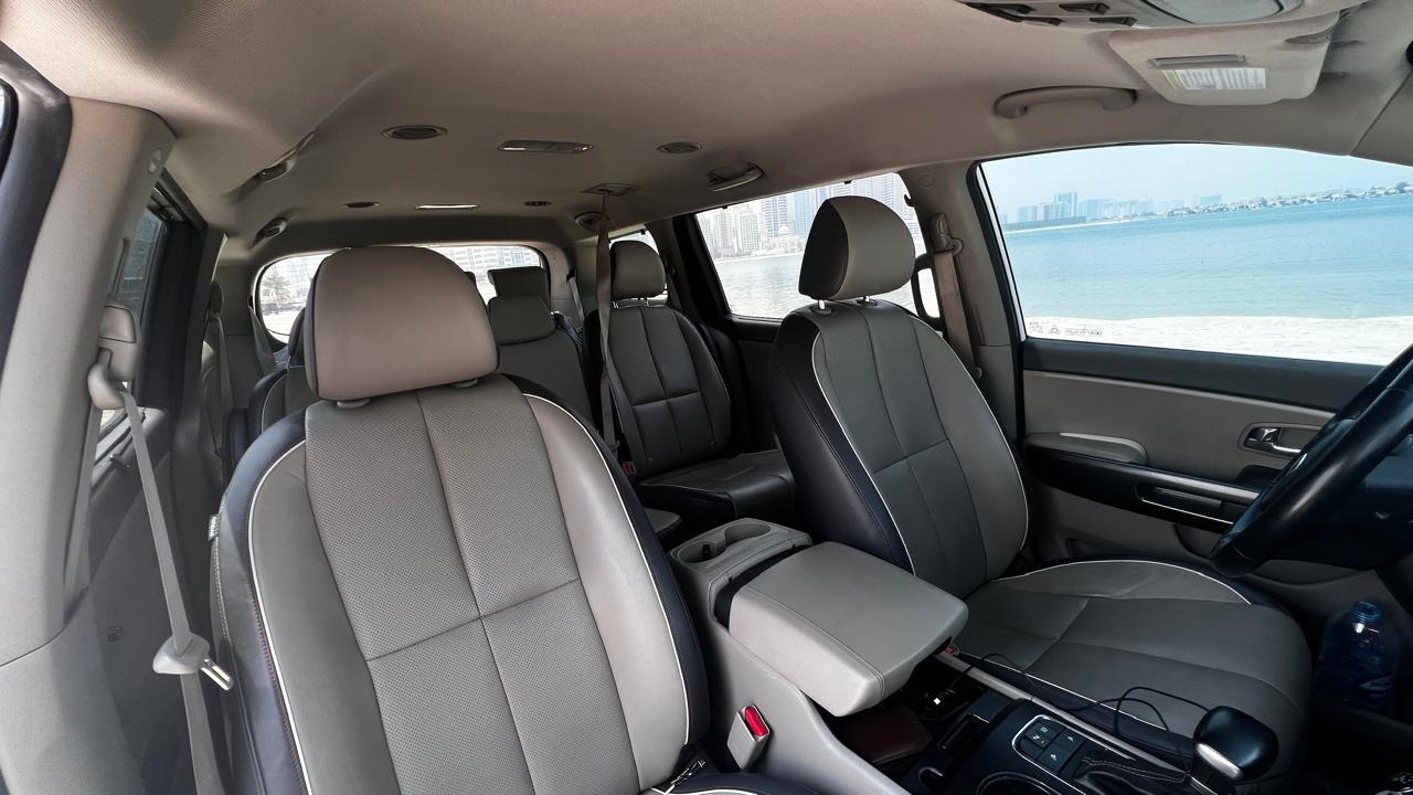Dubai & Abu Dhabi Private Full-Day Transfer with Personal Driver