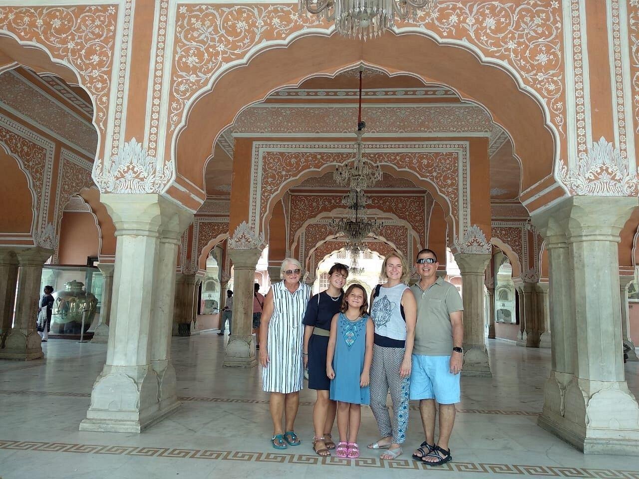 Private Full-Day Jaipur Highlights & Amber Fort Expedition