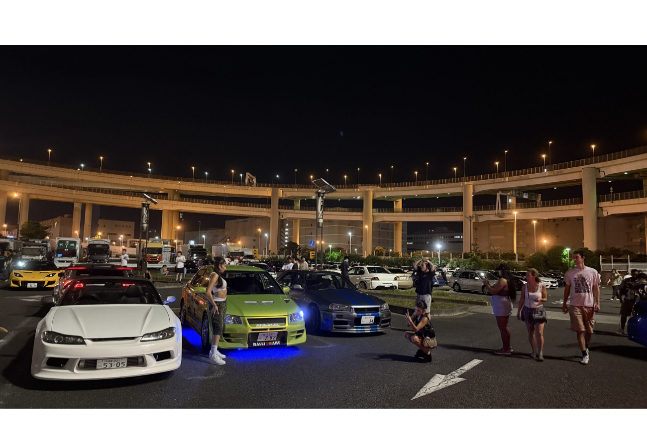 Tokyo JDM Night Tour: Daikoku Car Meet & Luxury Drive