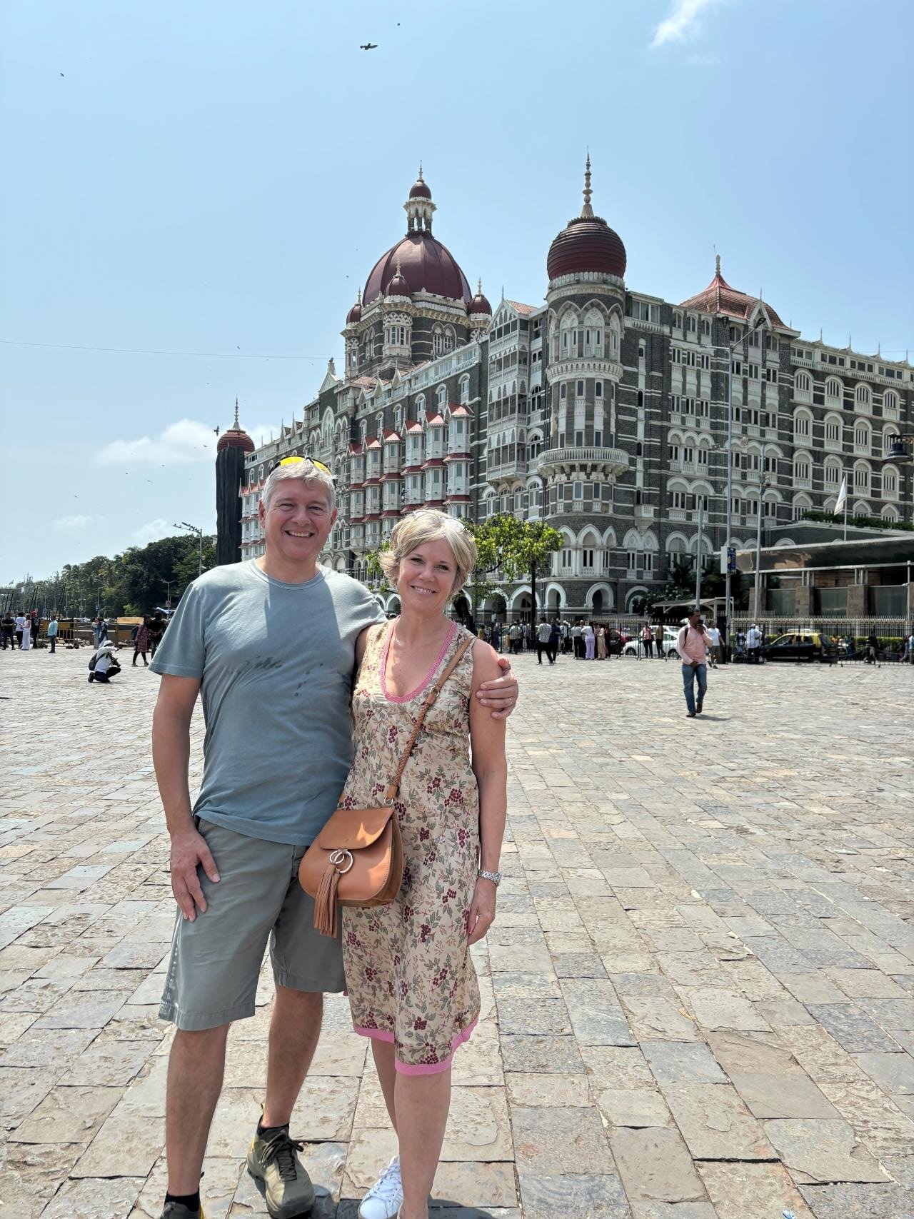 Private Mumbai City Highlights & Elephanta Caves Excursion