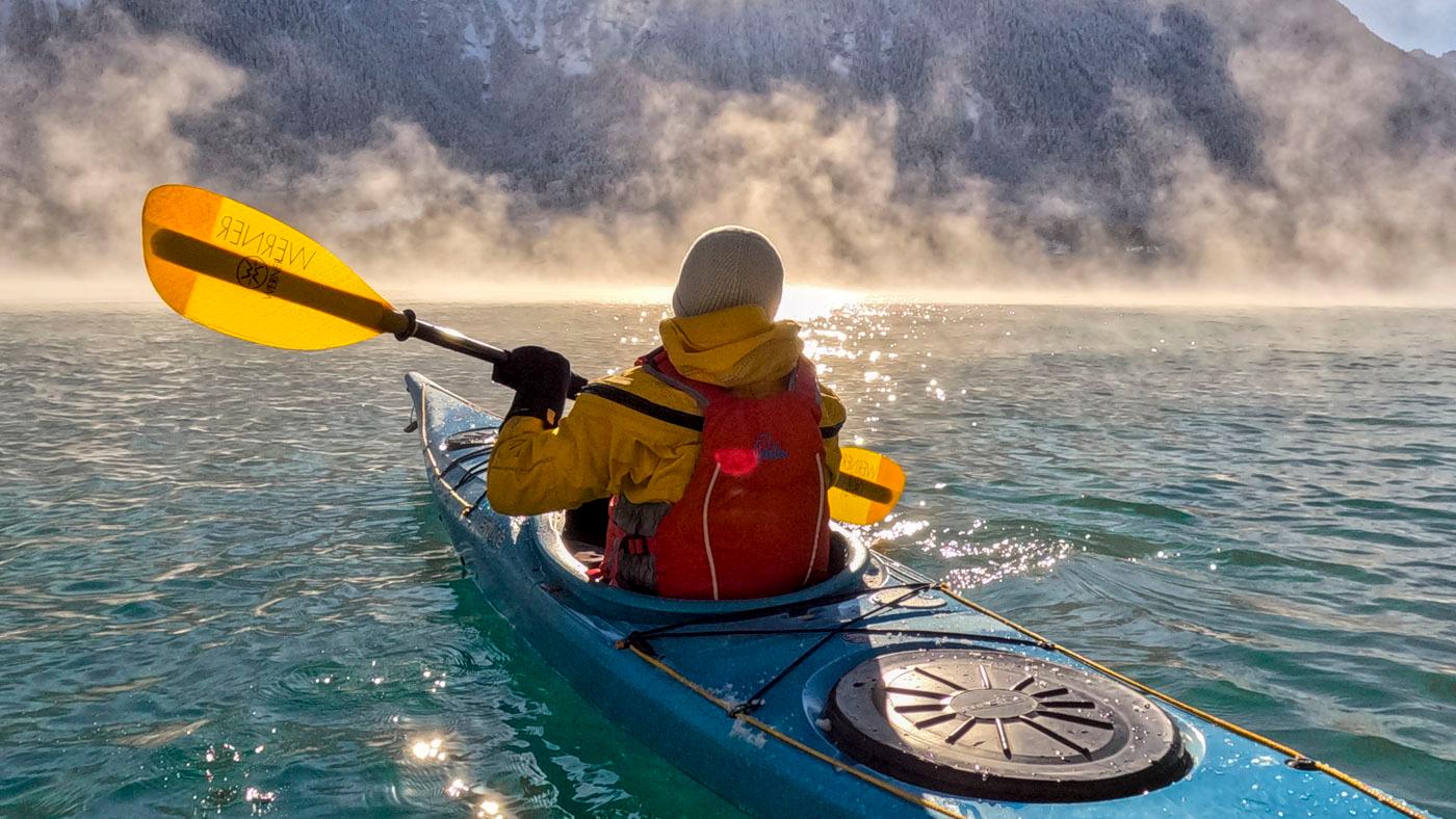 Small-Group Winter Kayaking on Lake Brienz