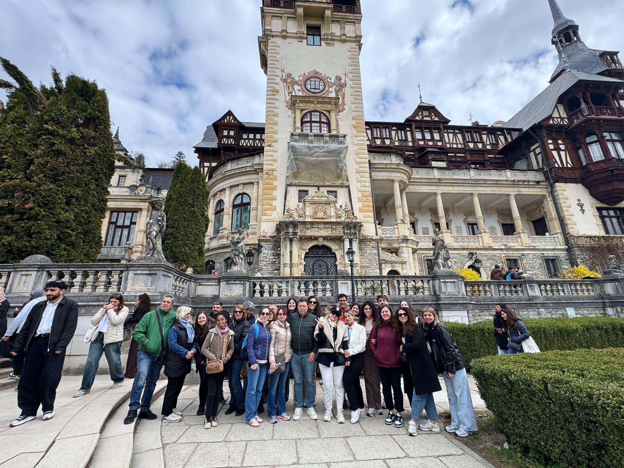 Transylvanian Highlights: Peles, Bran & Brasov Day Trip