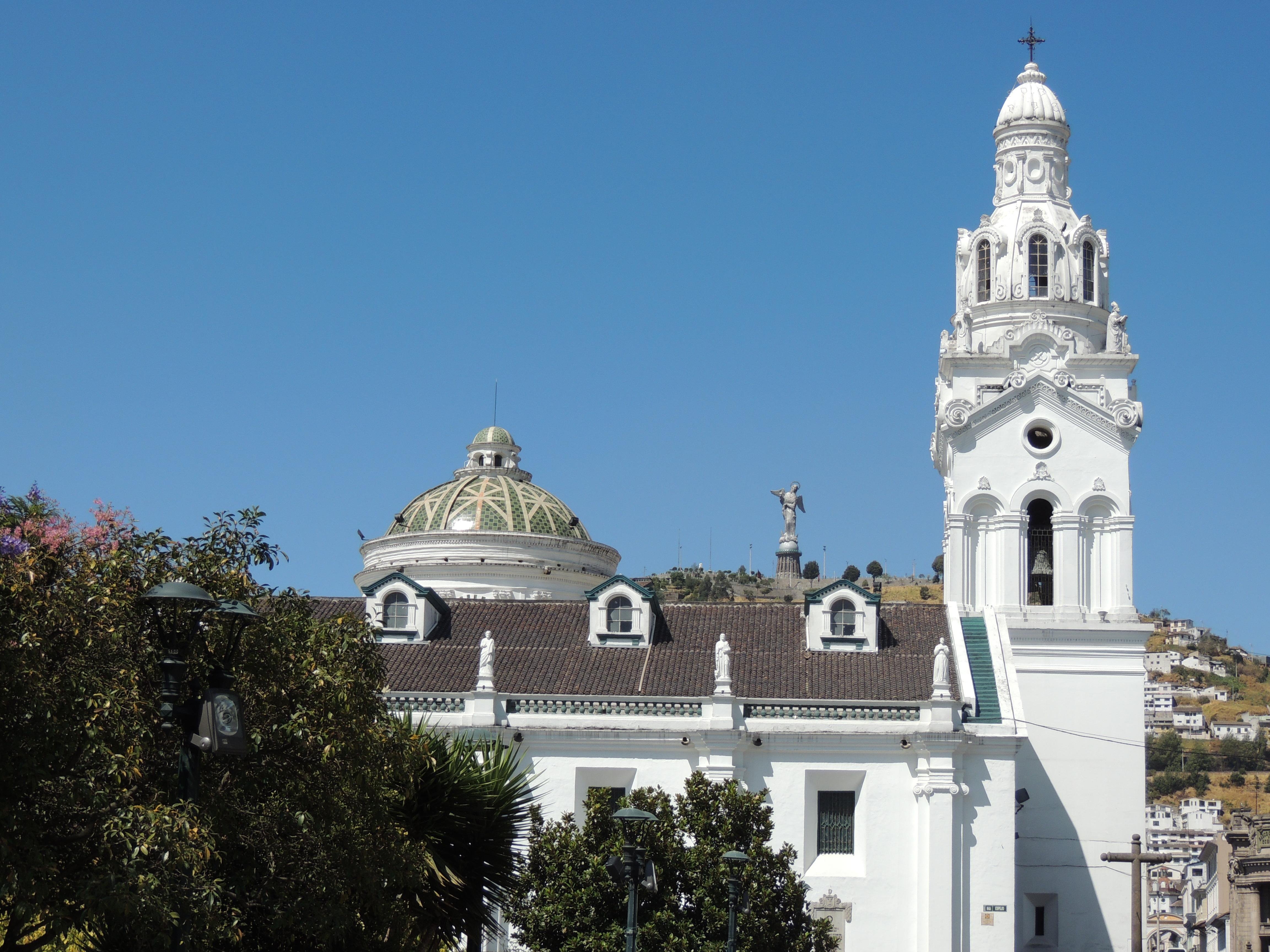 Private Quito City Highlights & Intiñan Equator Tour