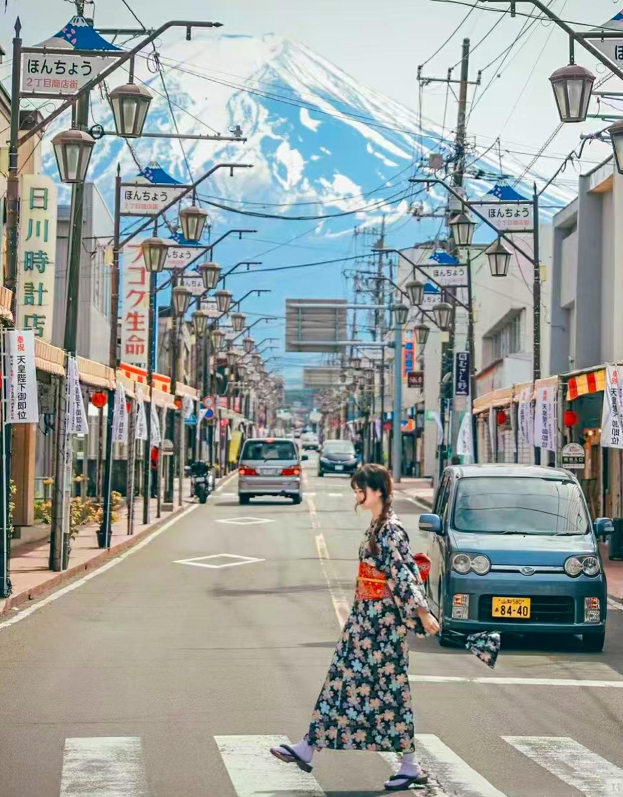 Mount Fuji Day Tour: Lake Kawaguchi, Iconic Photo Spots & Fuji-Q Highland