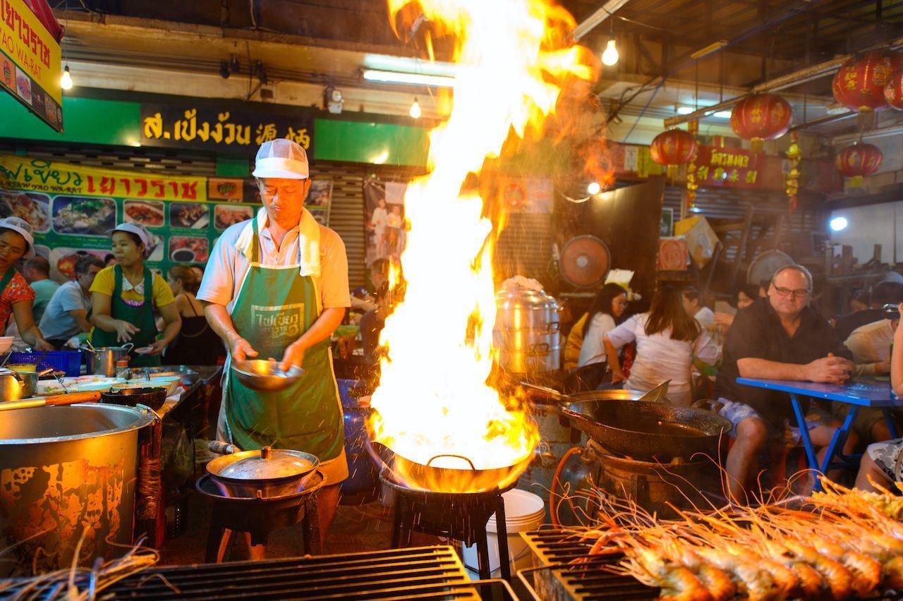Chinatown Evening Food Tour with Michelin Stall Visit
