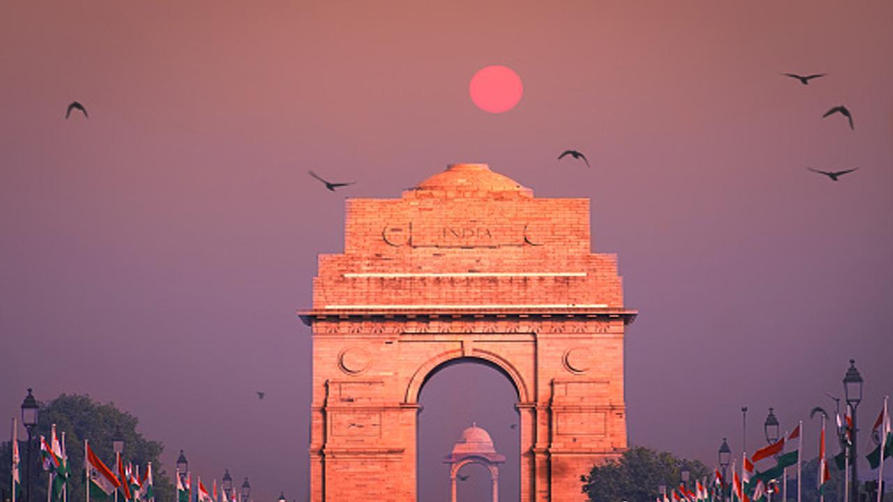 Private Delhi Illuminated Evening City Tour