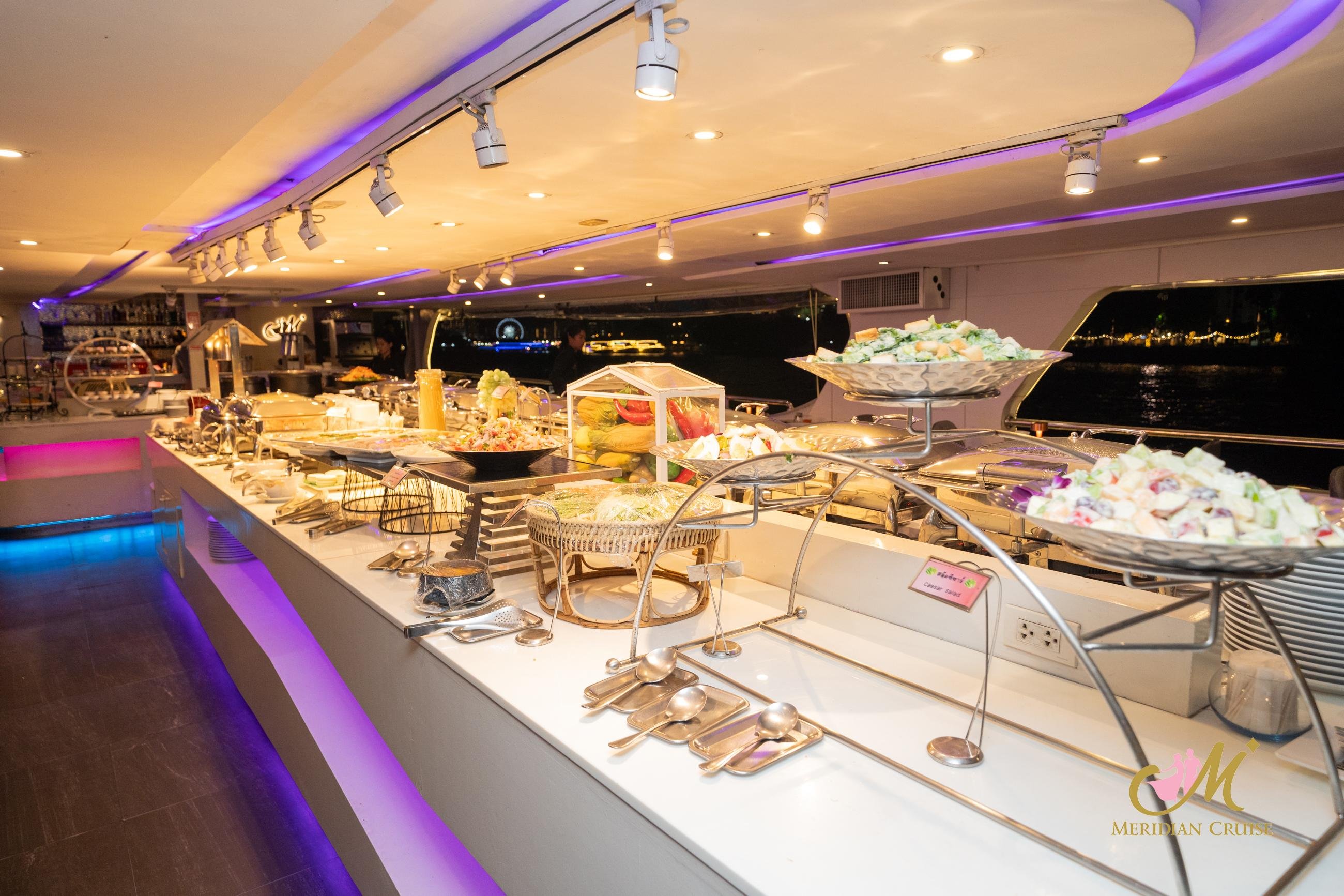 Bangkok: Chao Phraya Meridian Buffet Dinner Cruise