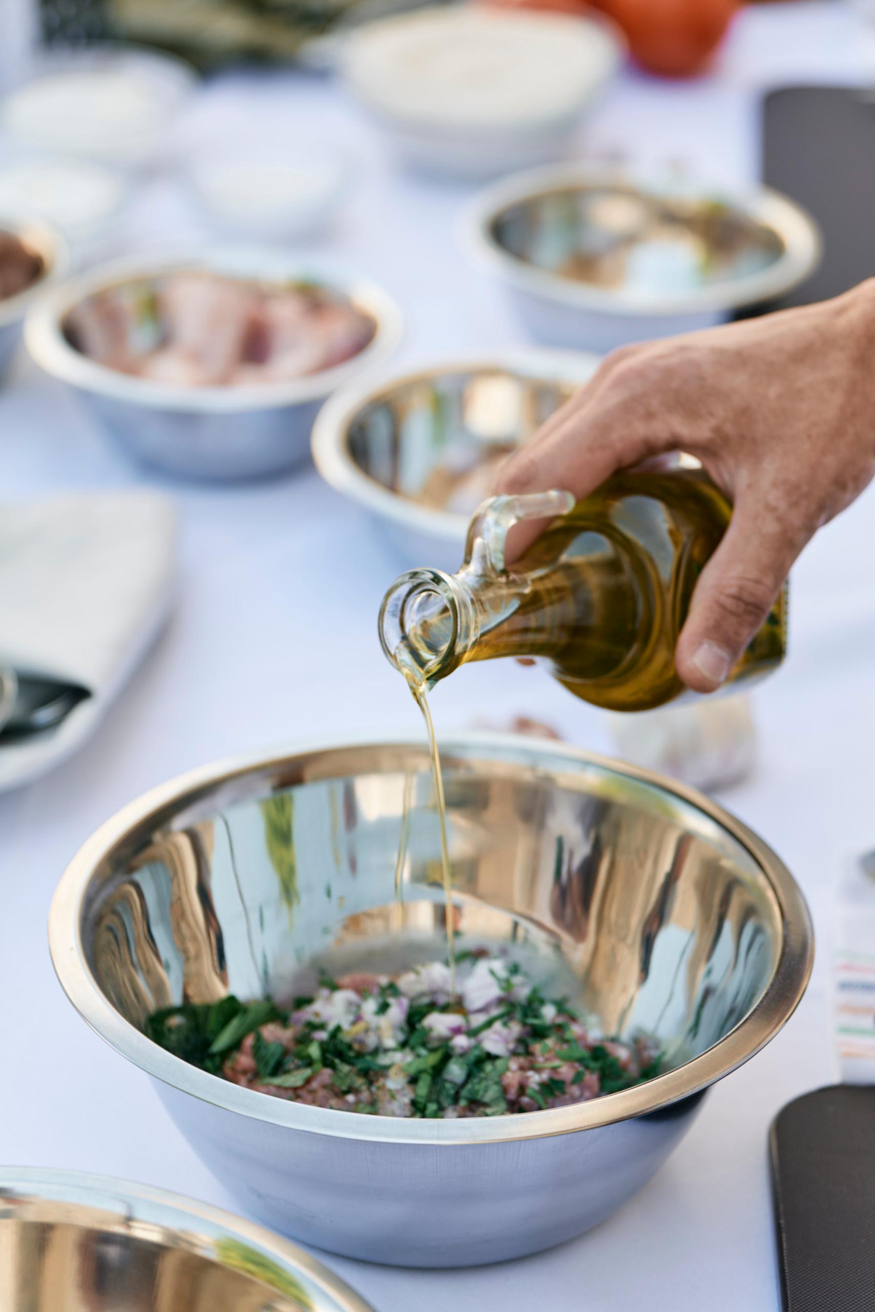 Mykonos: Authentic Greek Cooking Workshop