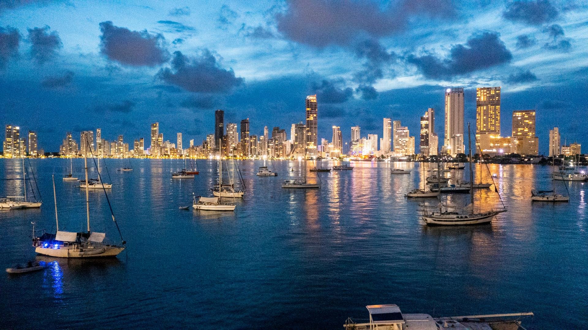 Private Cartagena Sunset Bay Cruise
